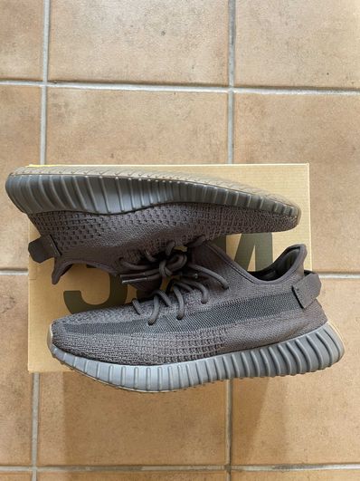 adidas YEEZY Boost 350 V2 "Cinder"