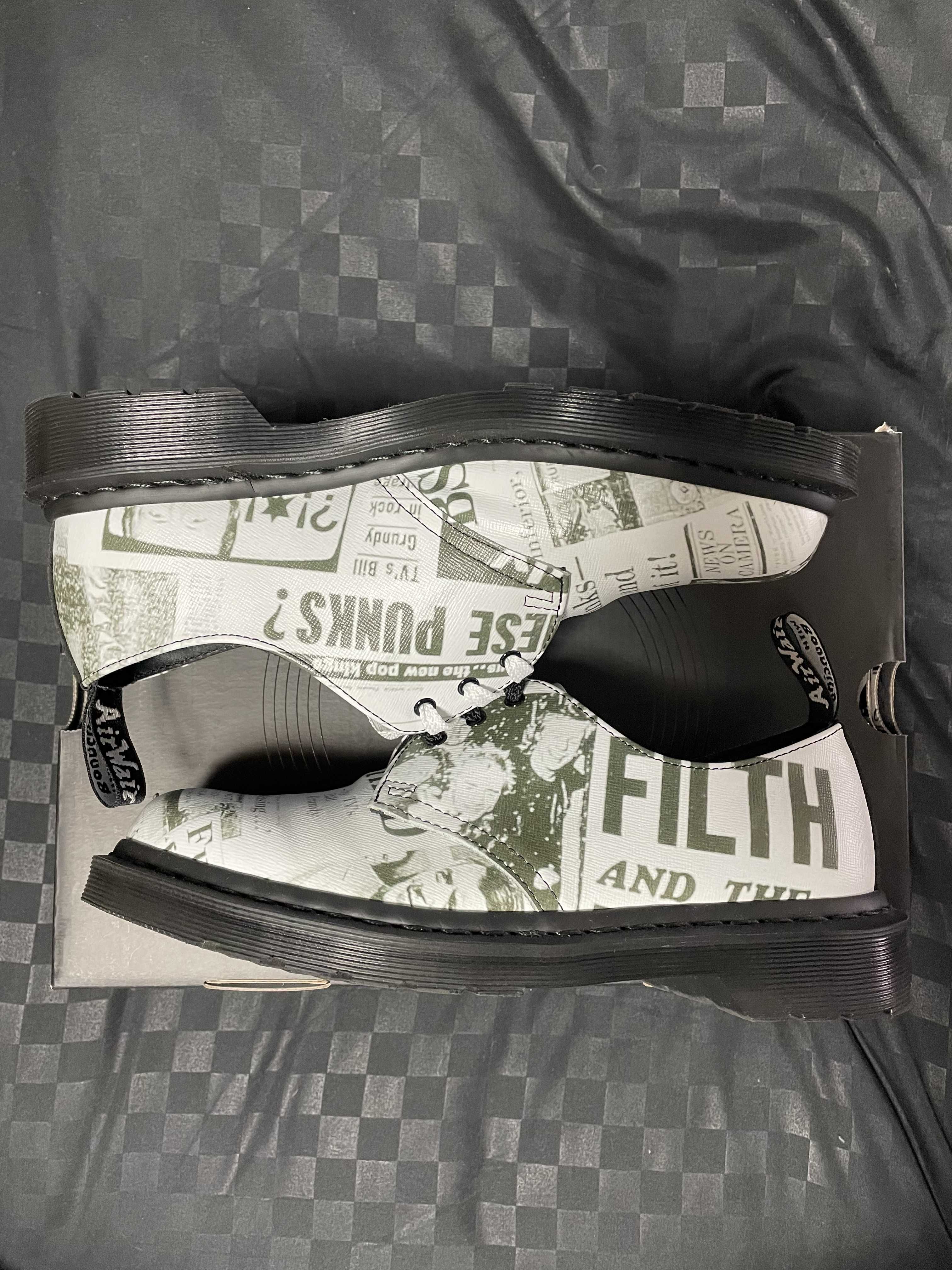 Sex Pistols × Dr.Martens 1461 3 Holes "White"