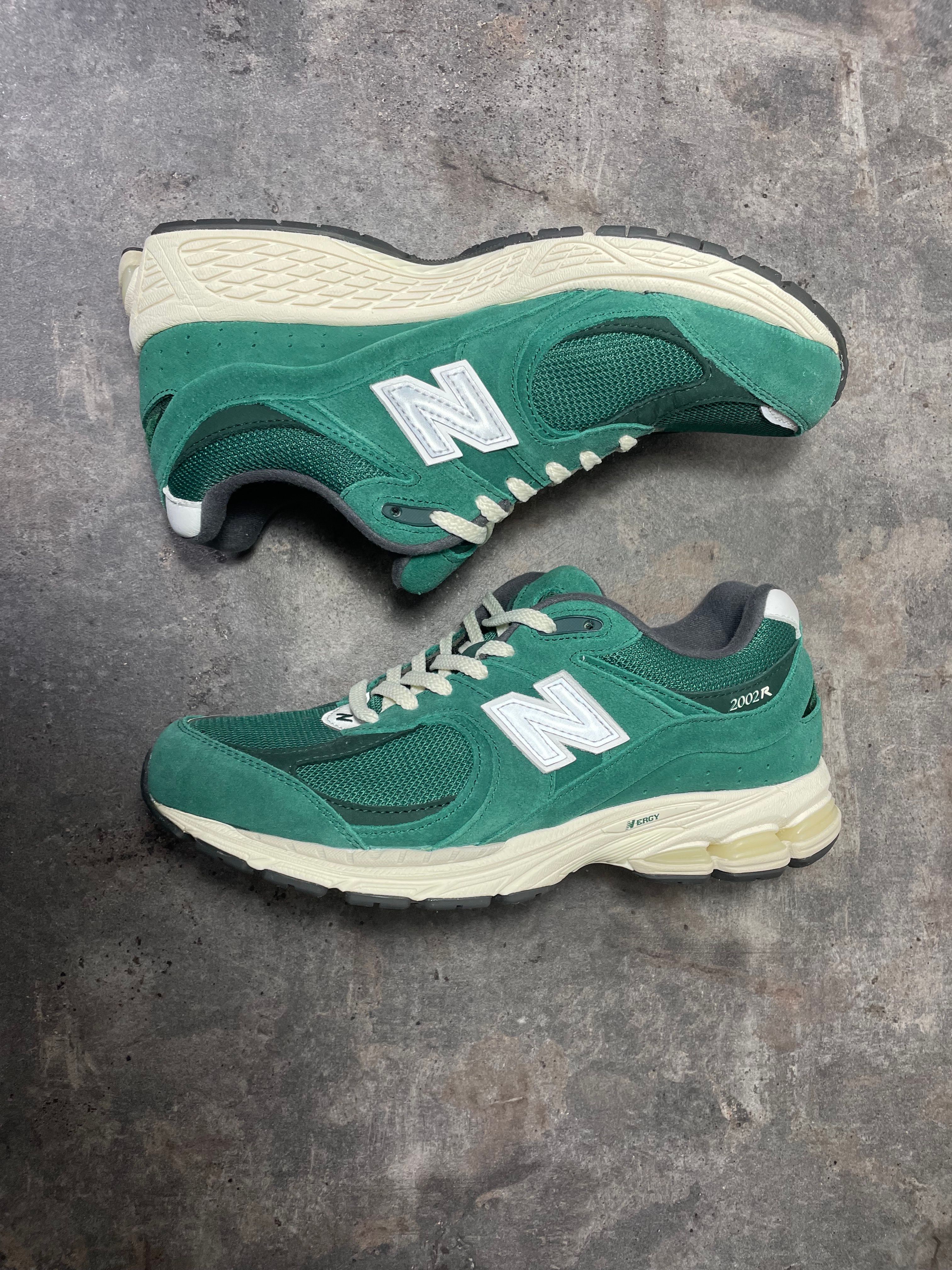 New Balance 2002R "Forest Green"