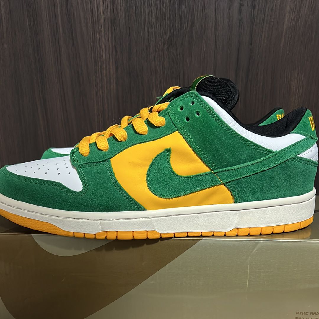 Nike SB Dunk Low Pro "SB Buck" (2003)