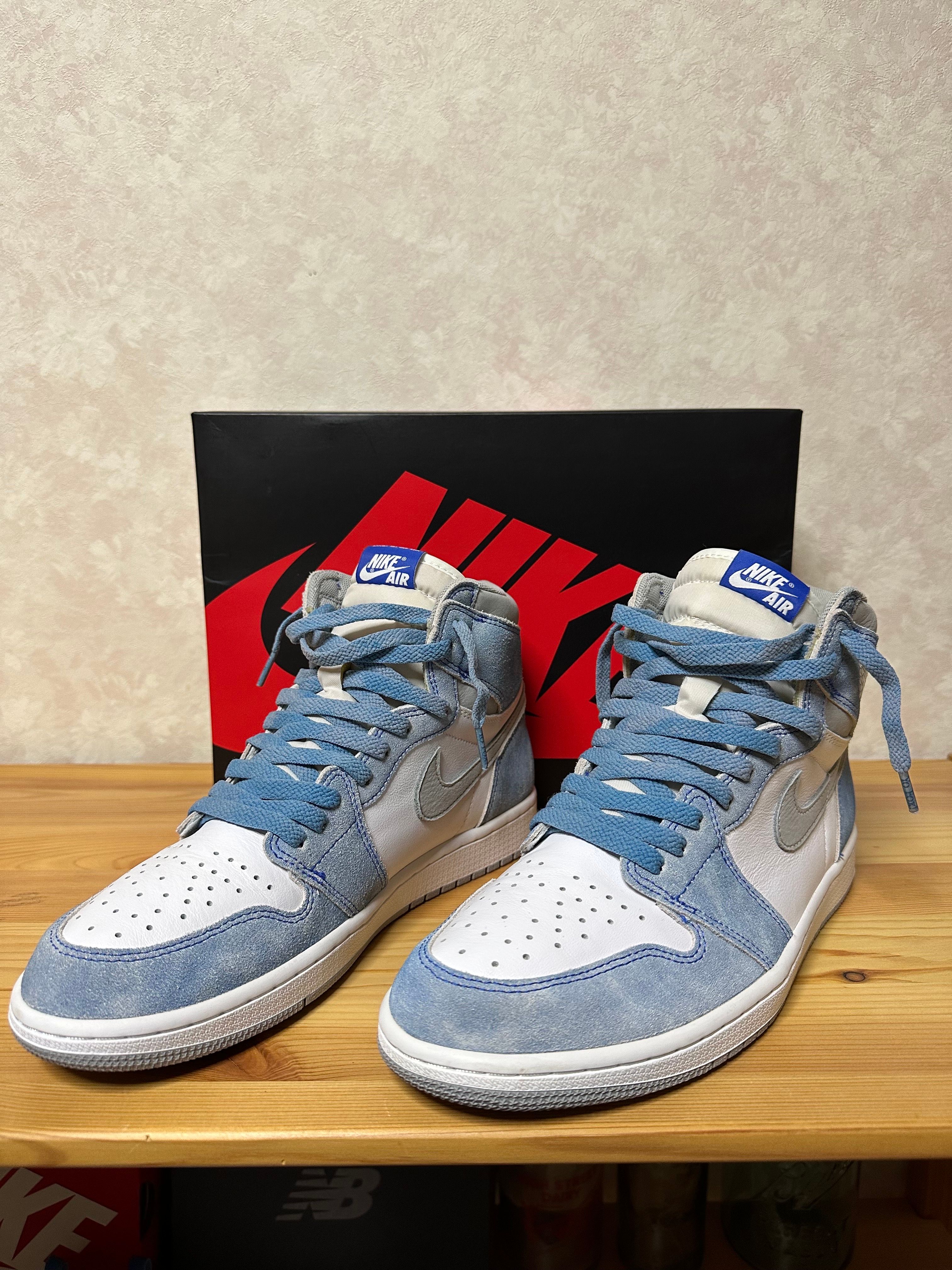 Nike Air Jordan 1 High OG "Hyper Royal"