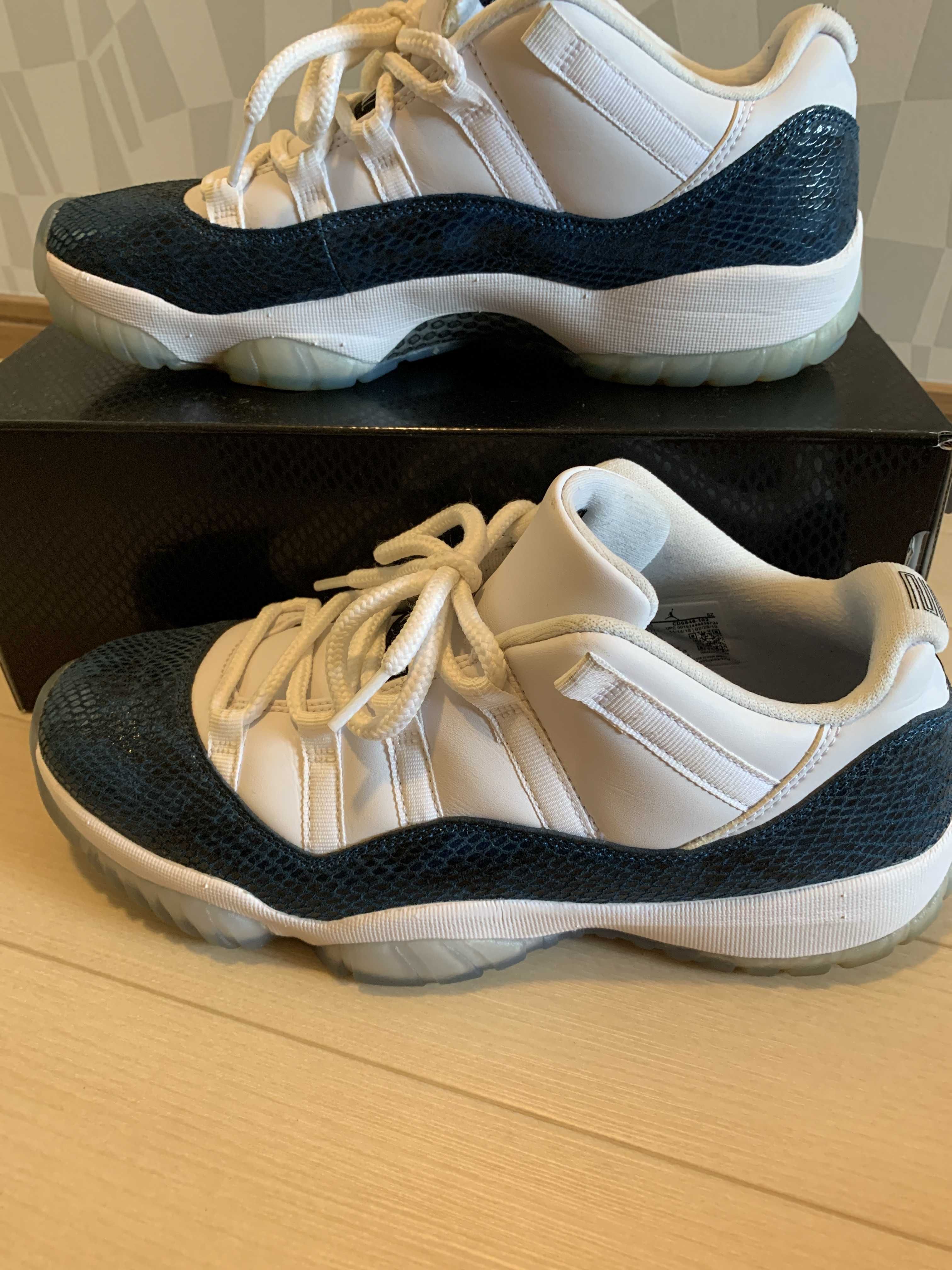 AIR JORDAN 11 LOW "SNAKESKIN"
