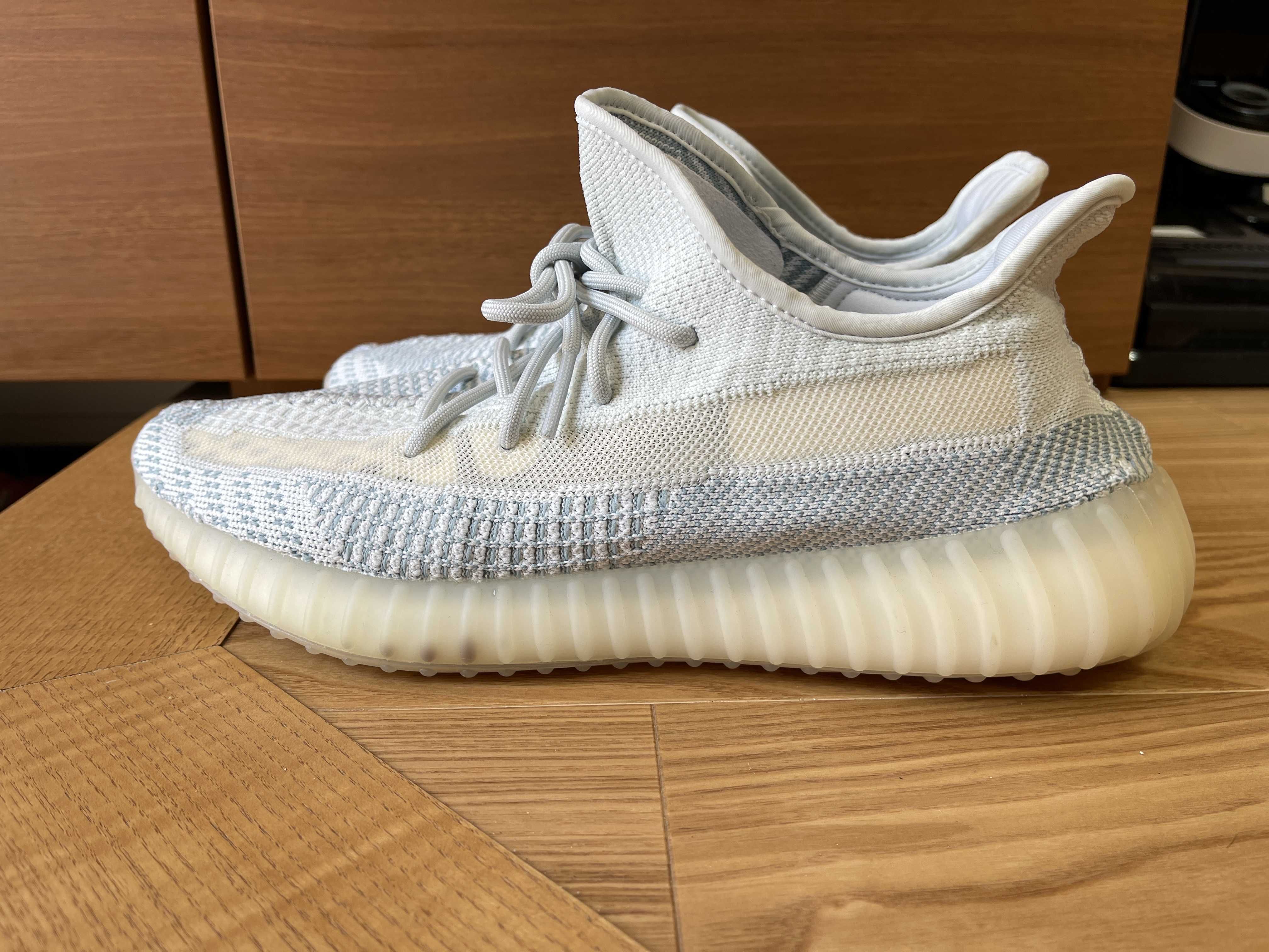 adidas YEEZY Boost 350 V2 "Cloud White"