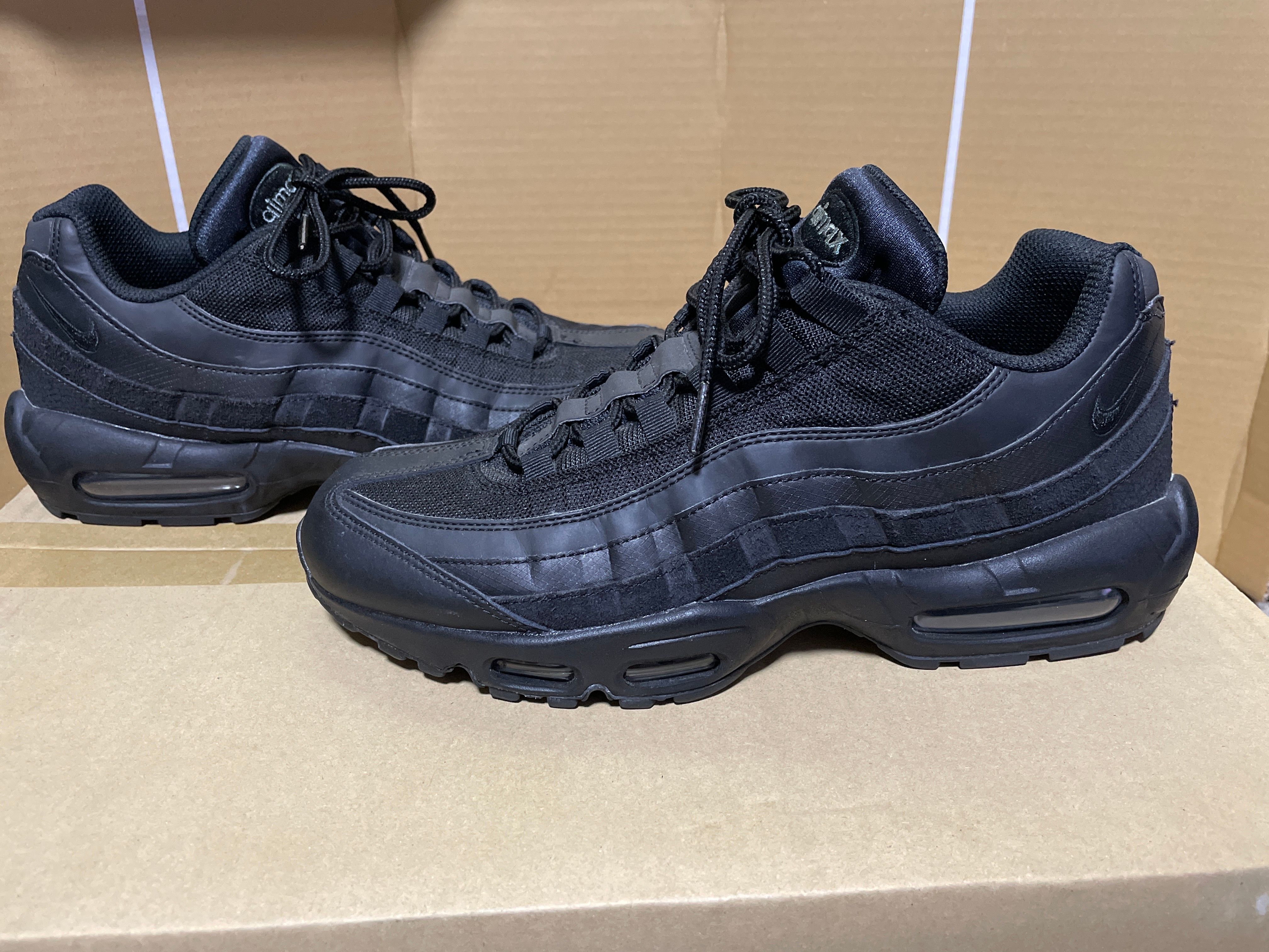 Nike Air Max 95 Essential "Black/Dark Grey/Black"