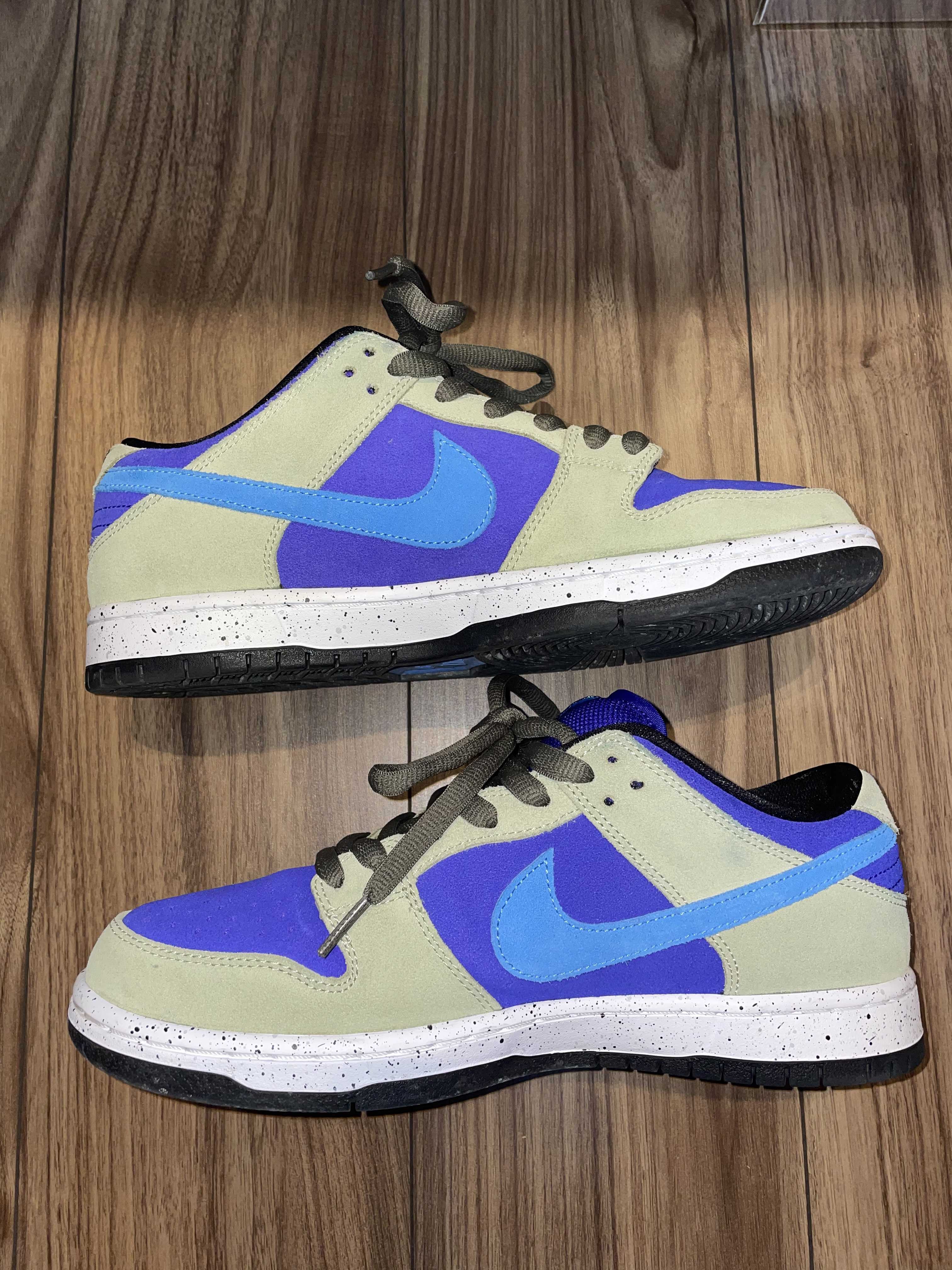 Nike SB Dunk Low "Celadon"