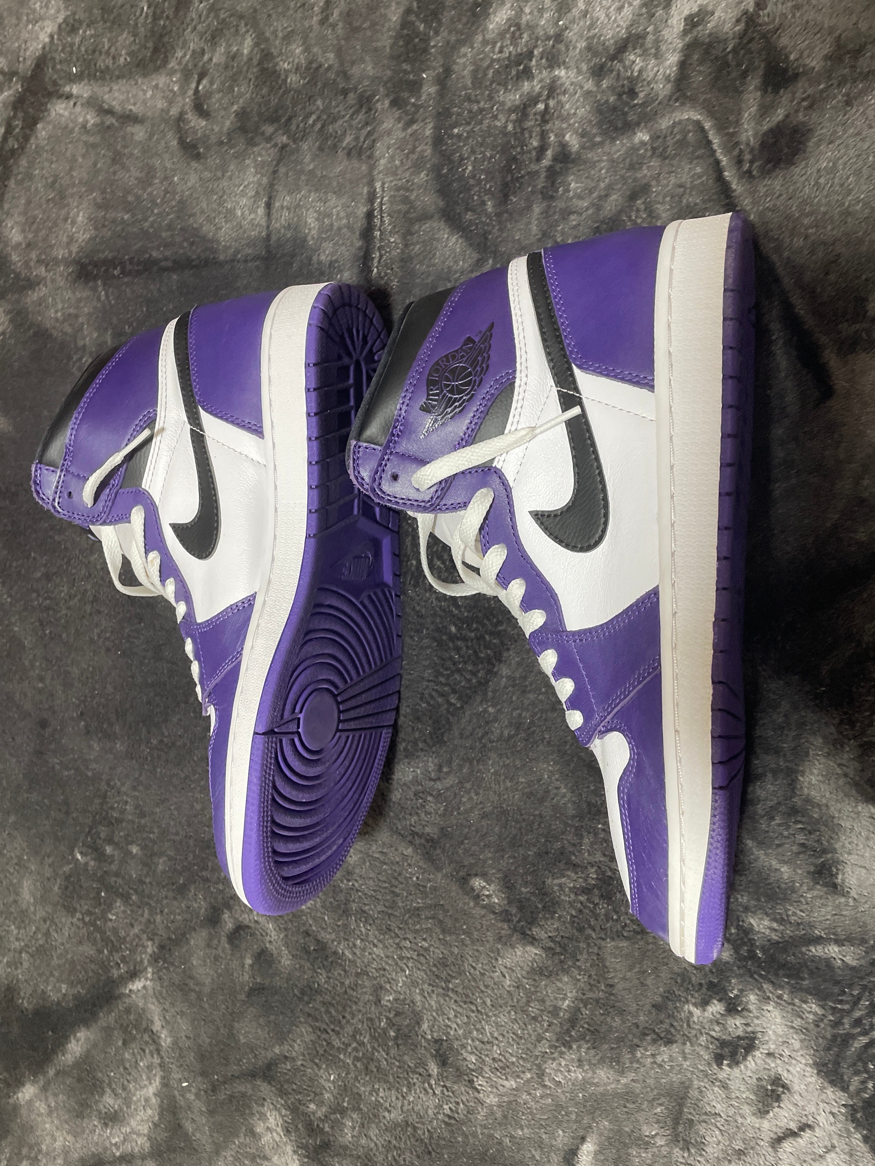 Nike Air Jordan 1 Retro High OG "Court Purple White/Black" (2020)