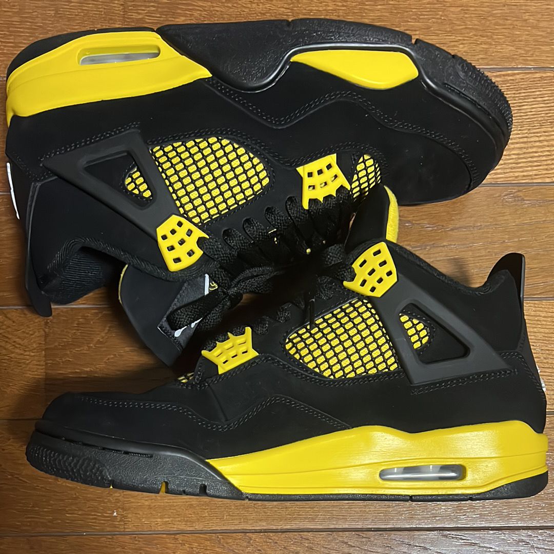 Nike Air Jordan 4 Retro "Thunder"(2023)