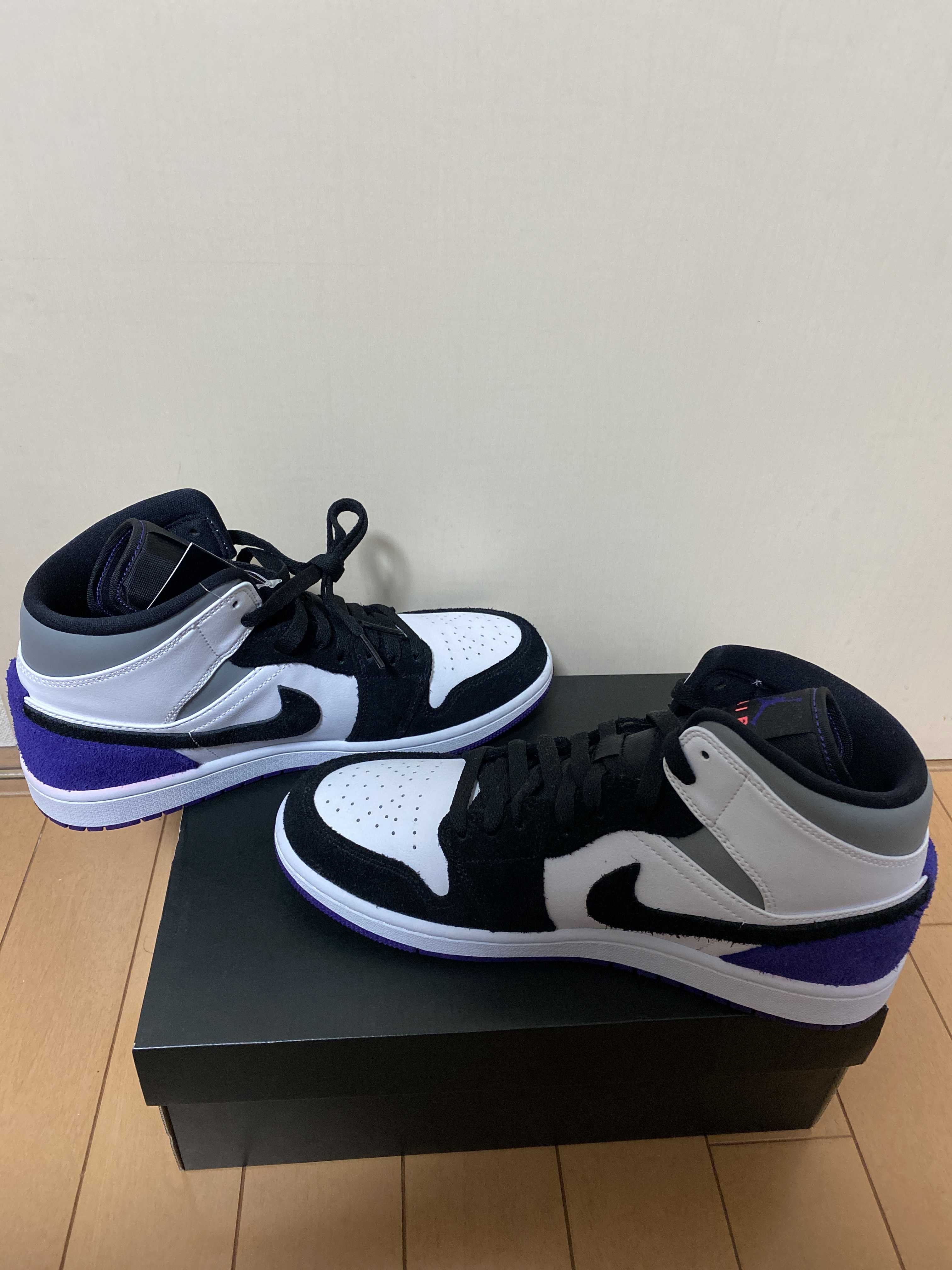 Nike Air Jordan 1 Mid "Purple"