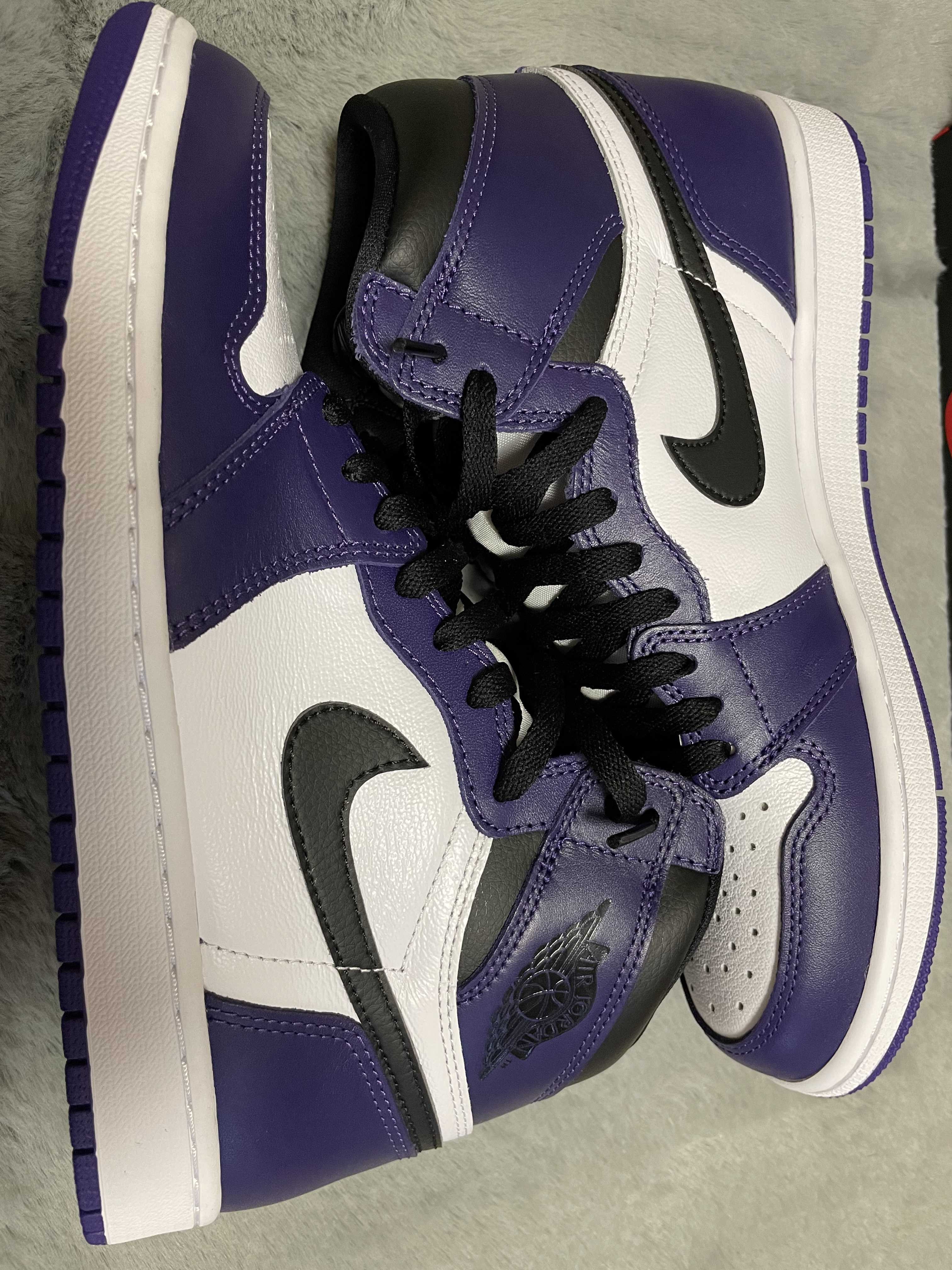 Nike Air Jordan 1 Retro High OG "Court Purple White/Black" (2020)