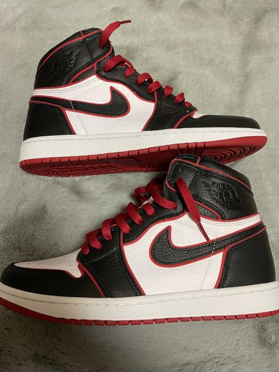 Nike Air Jordan 1 Retro High OG "Blood Line"