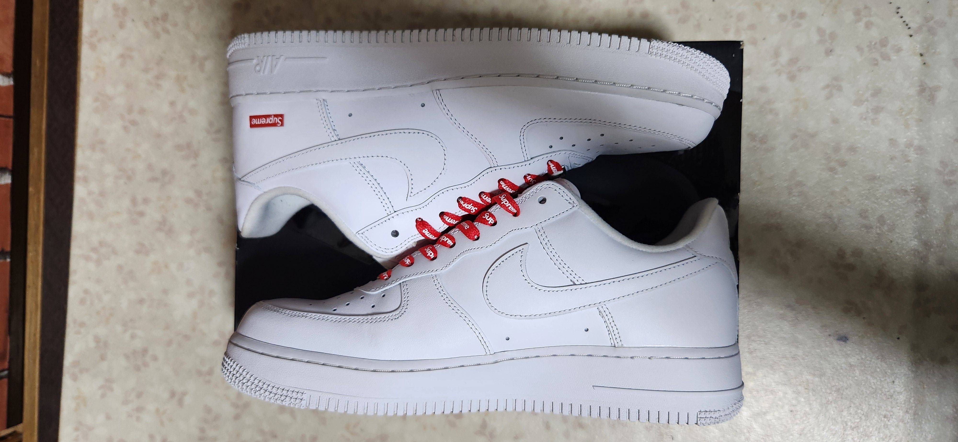Supreme × Nike Air Force 1 Low "White"