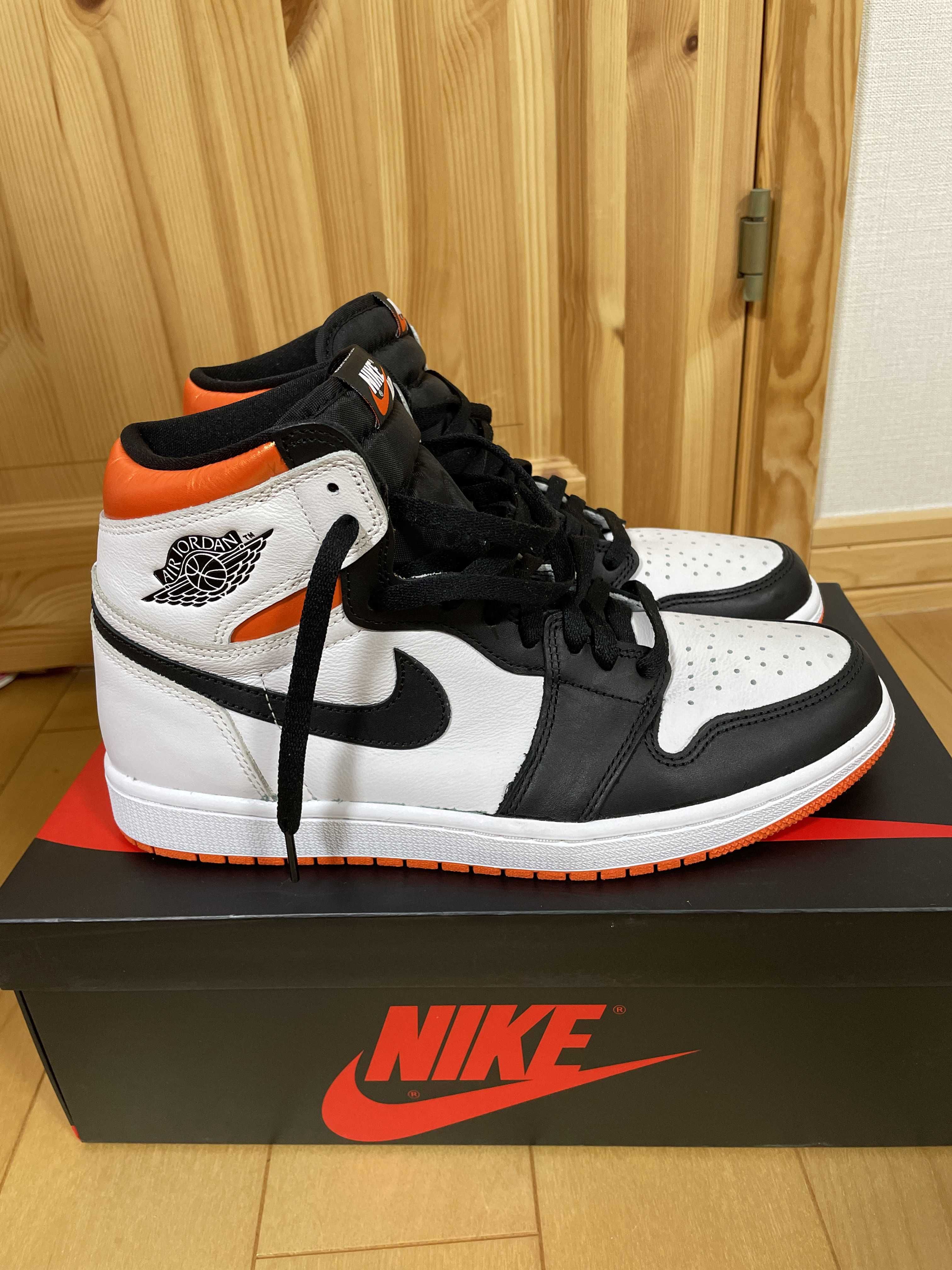 Nike Air Jordan 1 Retro High OG "Electro Orange"
