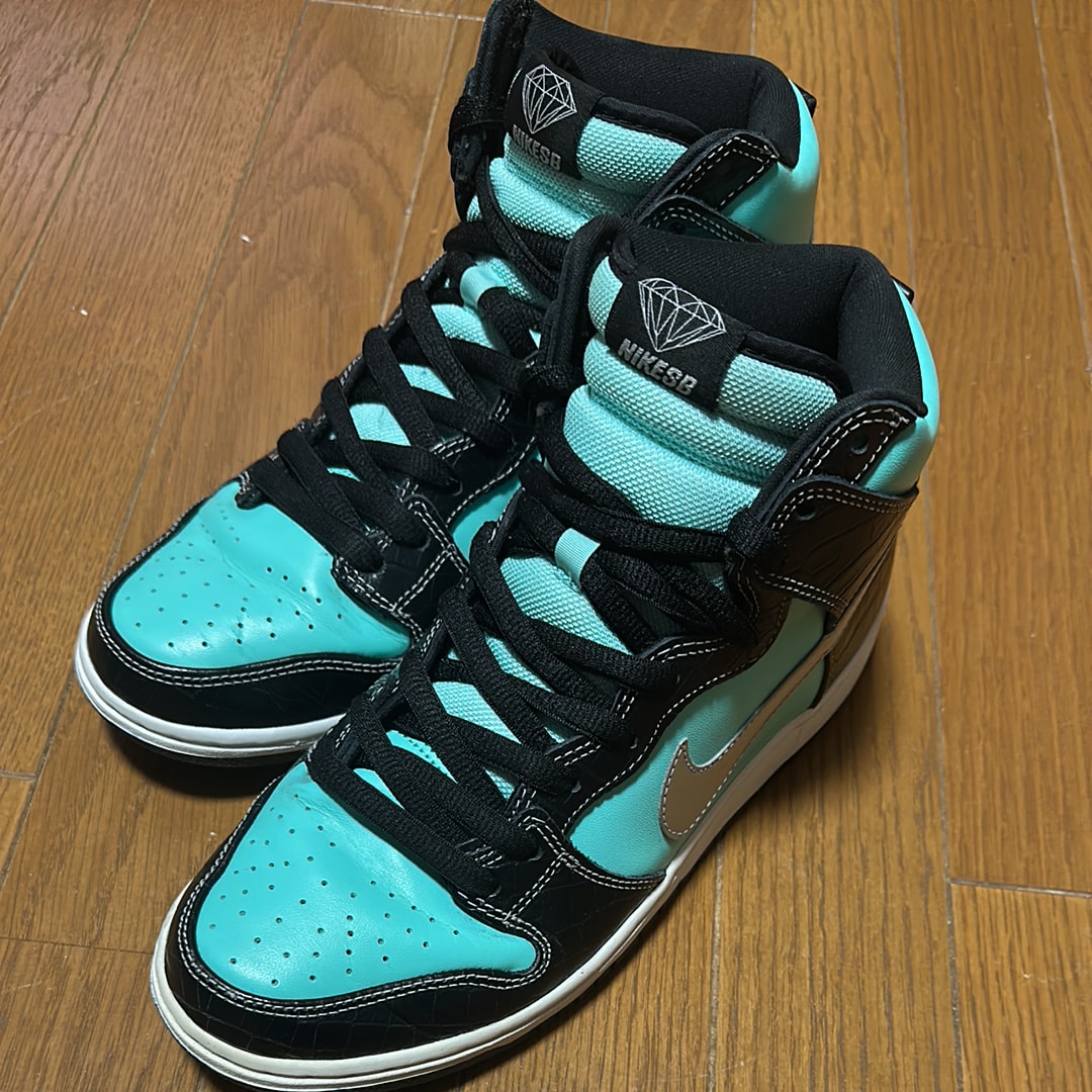 Diamond Supply × Nike SB Dunk High "Tiffany"