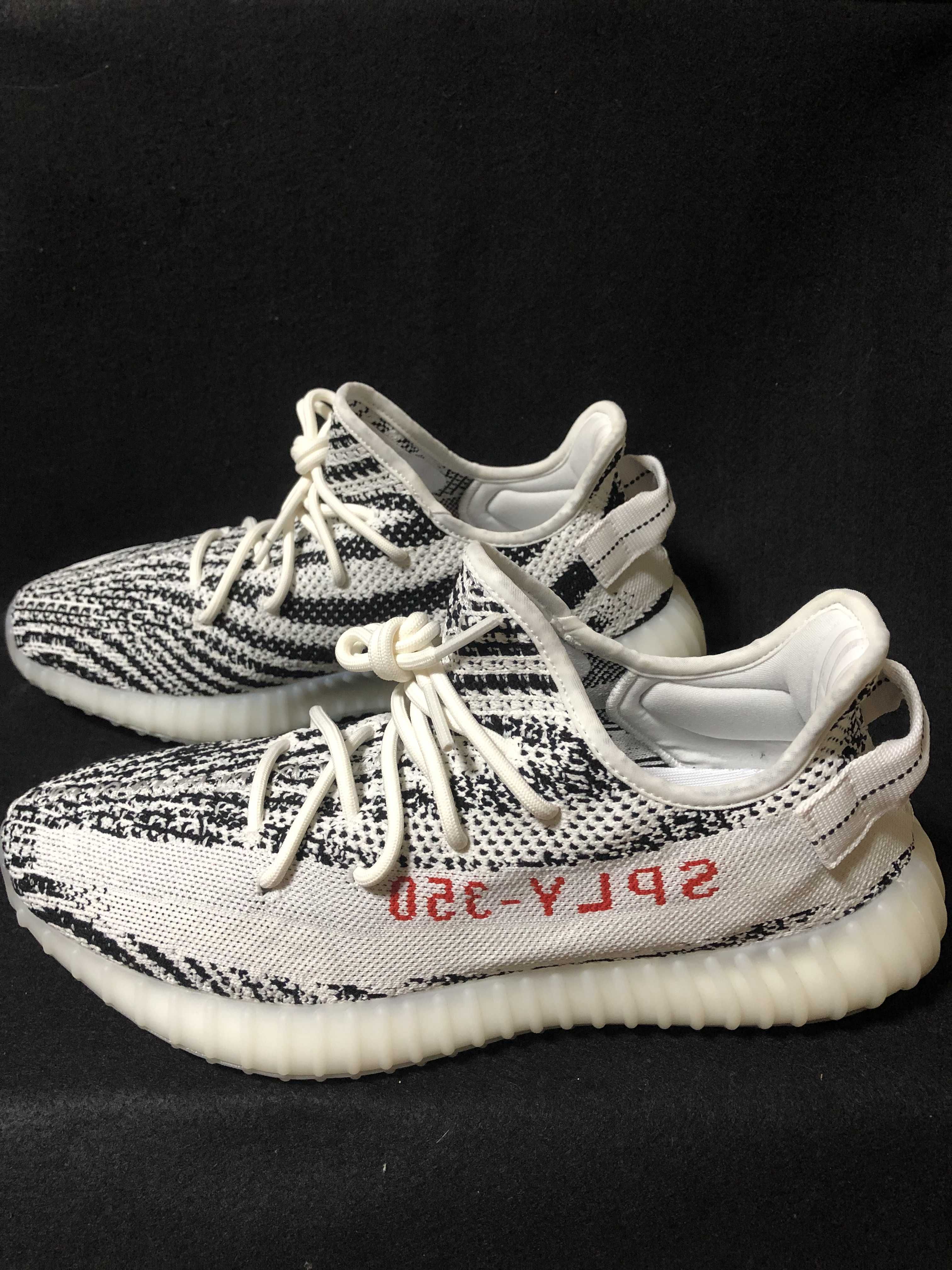 adidas YEEZY Boost 350 V2 "Zebra"