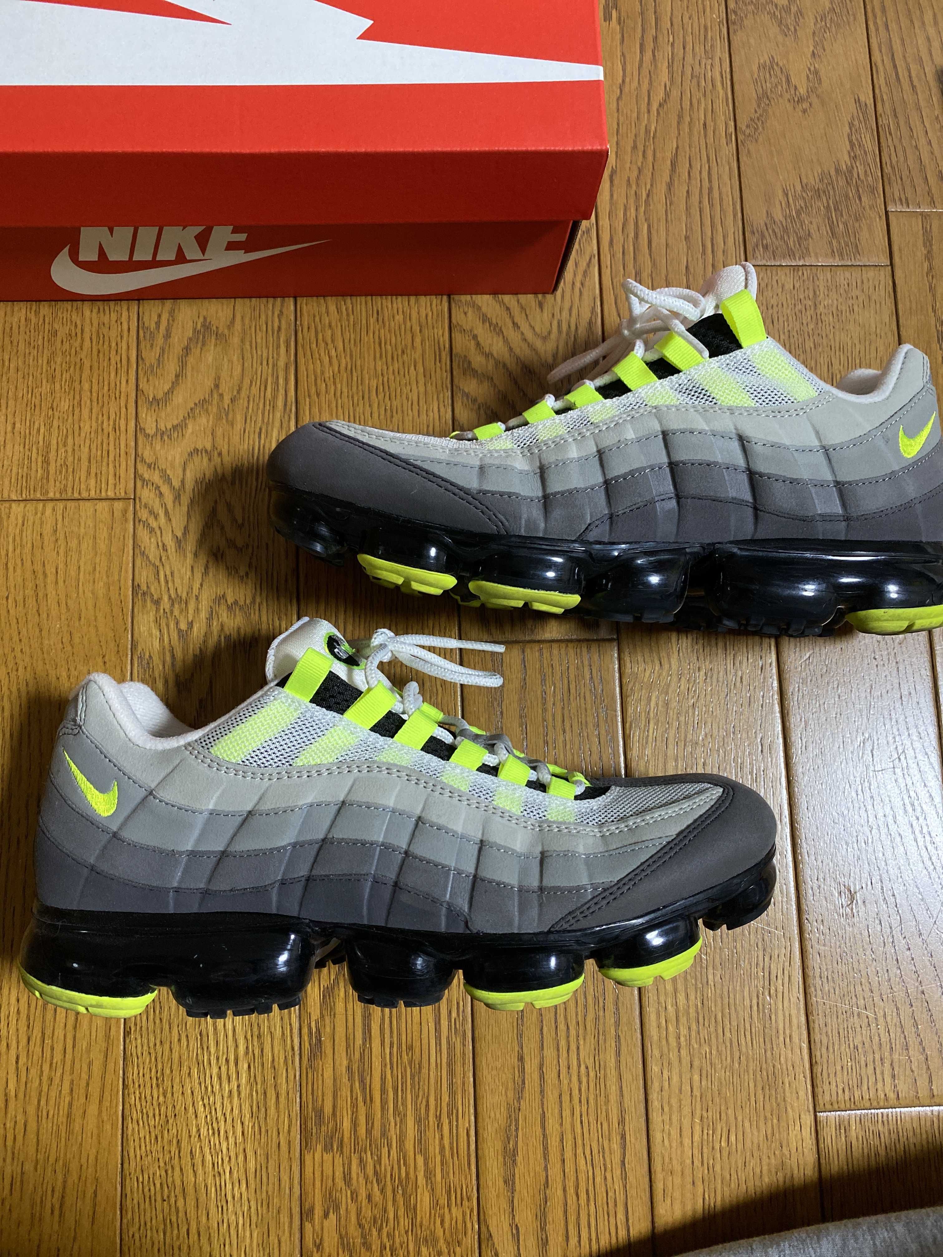Nike Air Vapormax 95 "Neon"