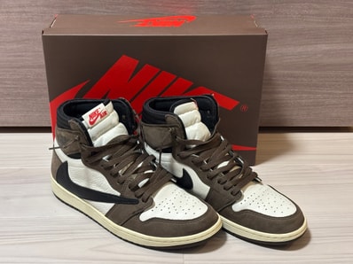 Travis Scott × Nike Air Jordan 1 Retro High OG TS SP "Sail/Dark Mocha"