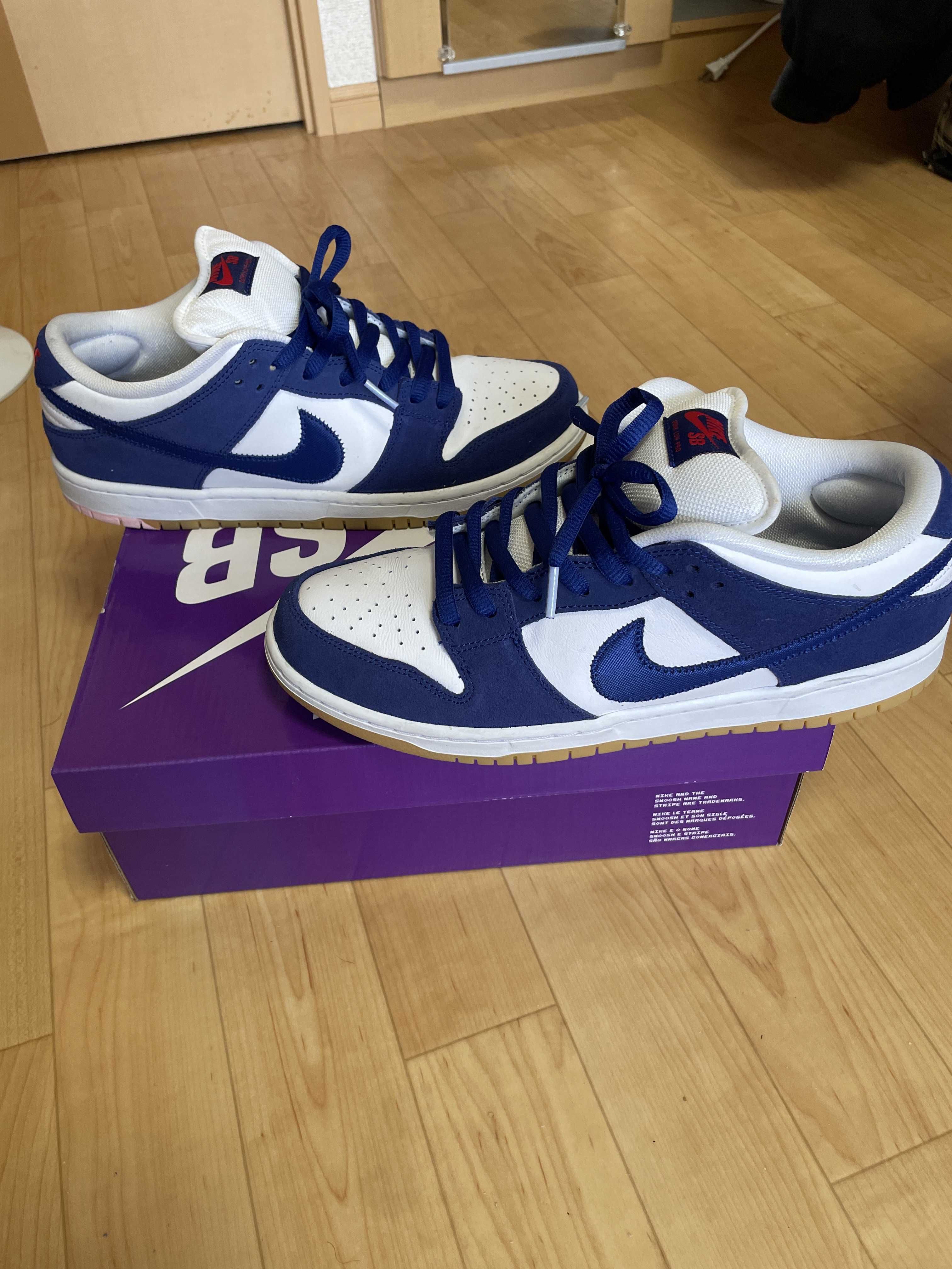 Nike SB Dunk Low "Los Angeles Dodgers/Deep Royal Blue"