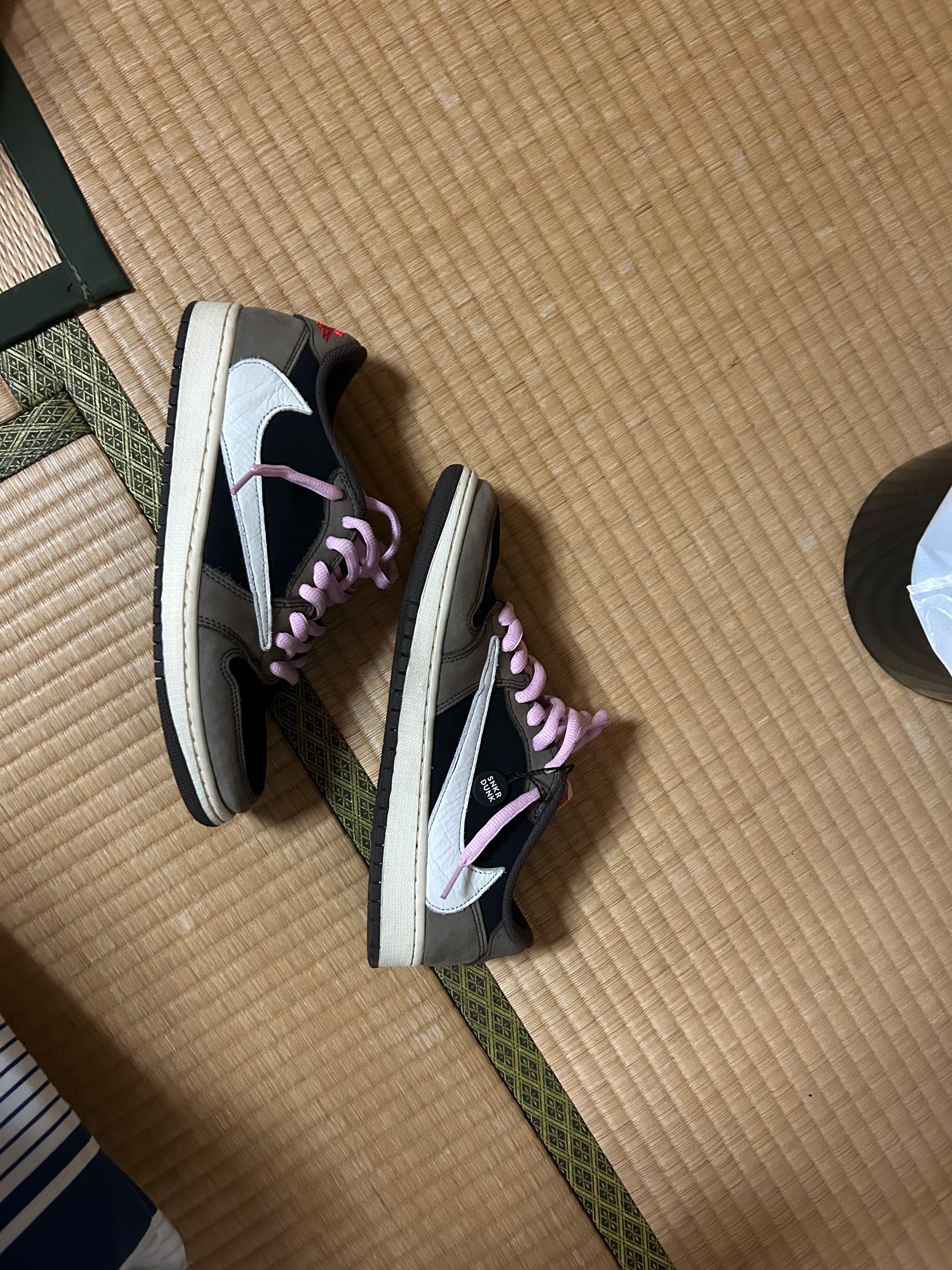 Travis Scott × Nike Air Jordan 1 Low OG SP-T "Black/Dark Mocha"