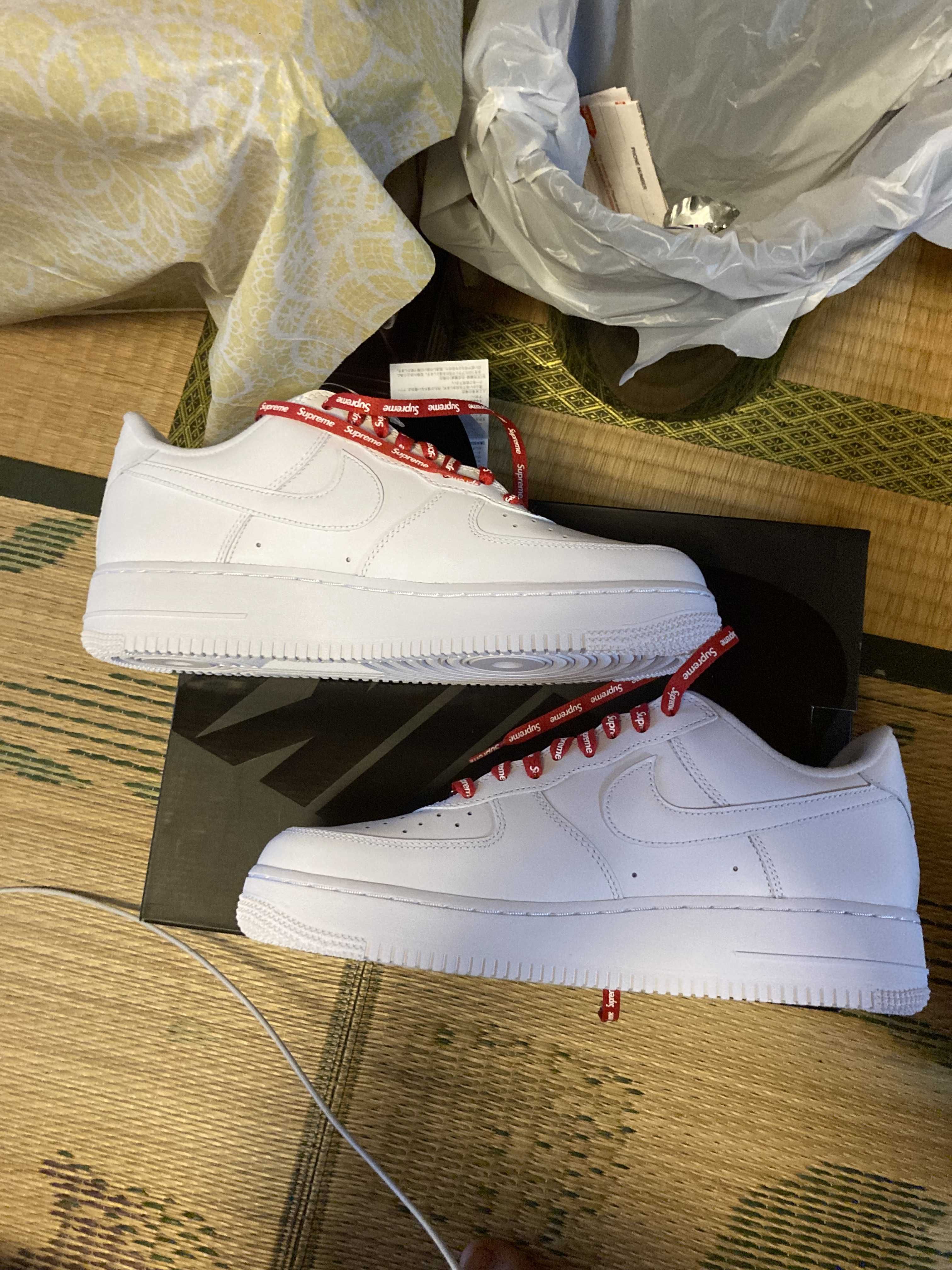 Supreme × Nike Air Force 1 Low "White"