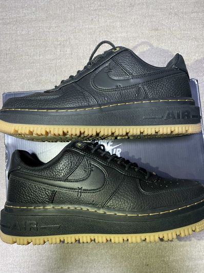 Nike Air Force 1 Low Luxe "Black"