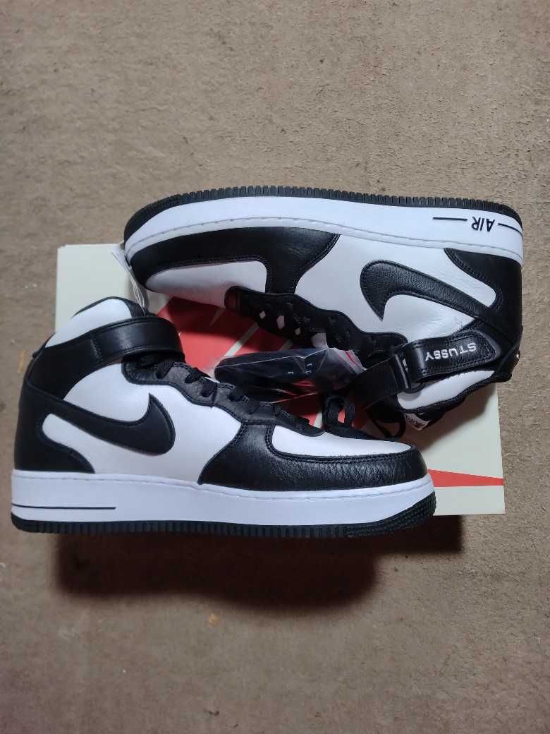 Stussy × Nike Air Force 1 Mid "Black and Light Bone"