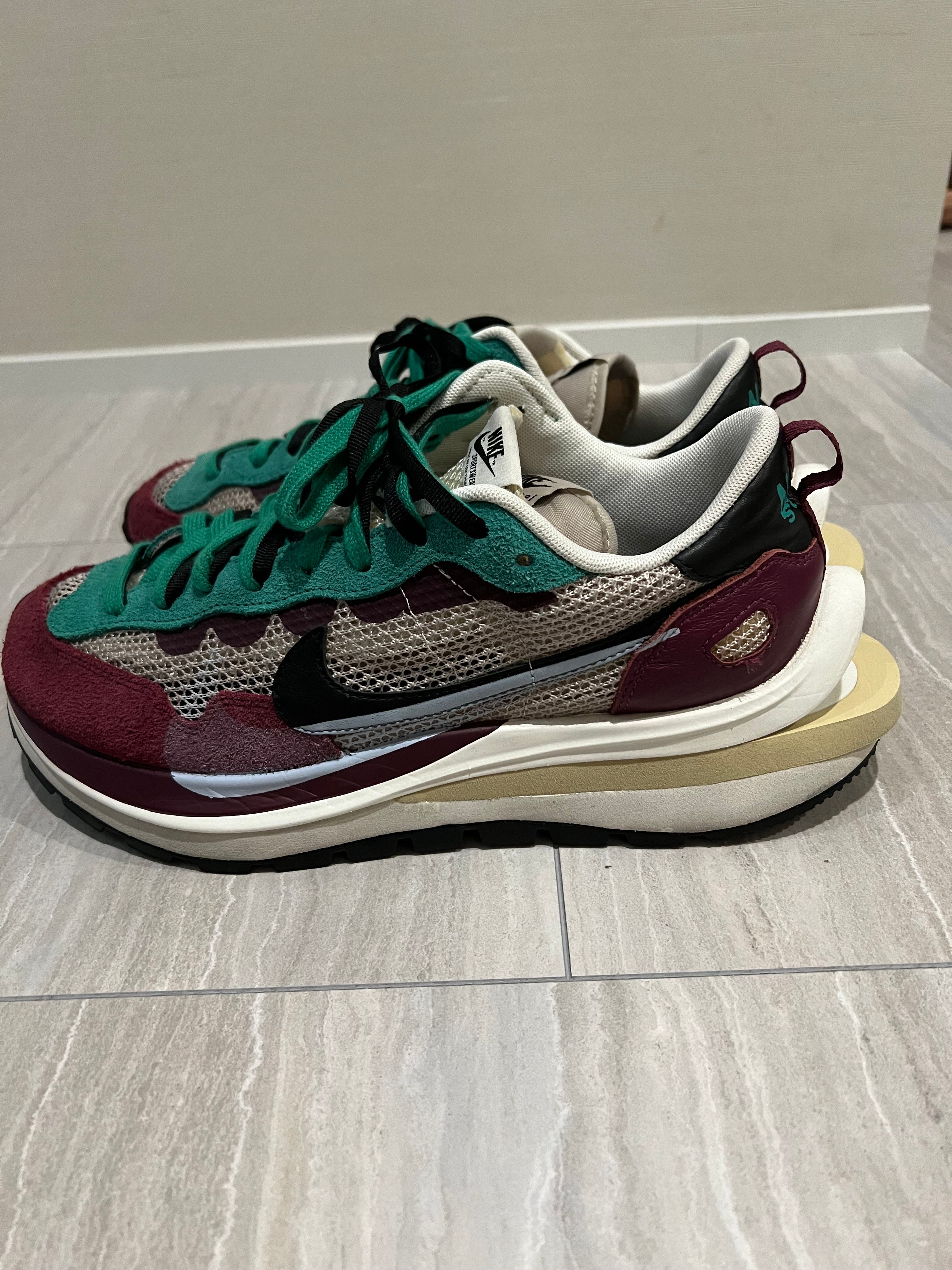 sacai × Nike Vapor Waffle "String/Red/Green"