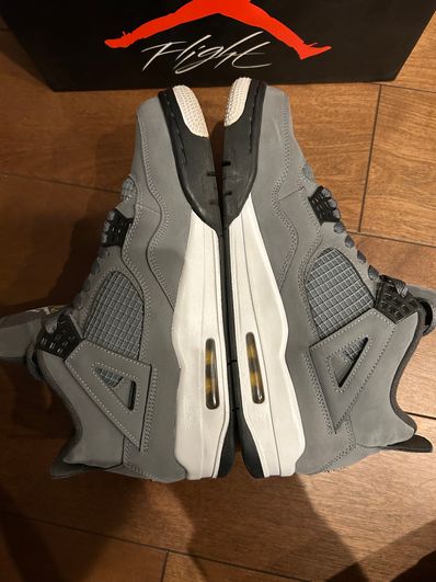 Nike Air Jordan 4 "Cool Grey"