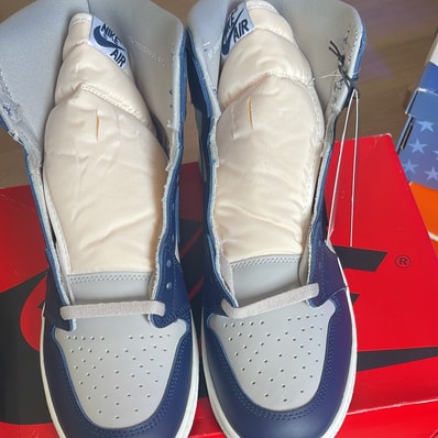 Nike Air Jordan 1 High 85 "Georgetown"