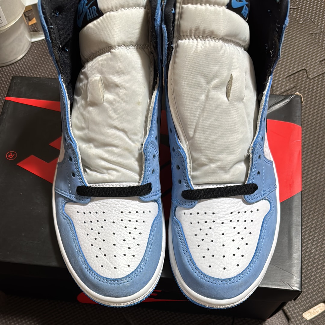 ナイキ  エアジョーダン1 ハイ OG "ユニバーシティブルー"