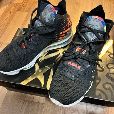 Nike LeBron 17 James Gang "Black"