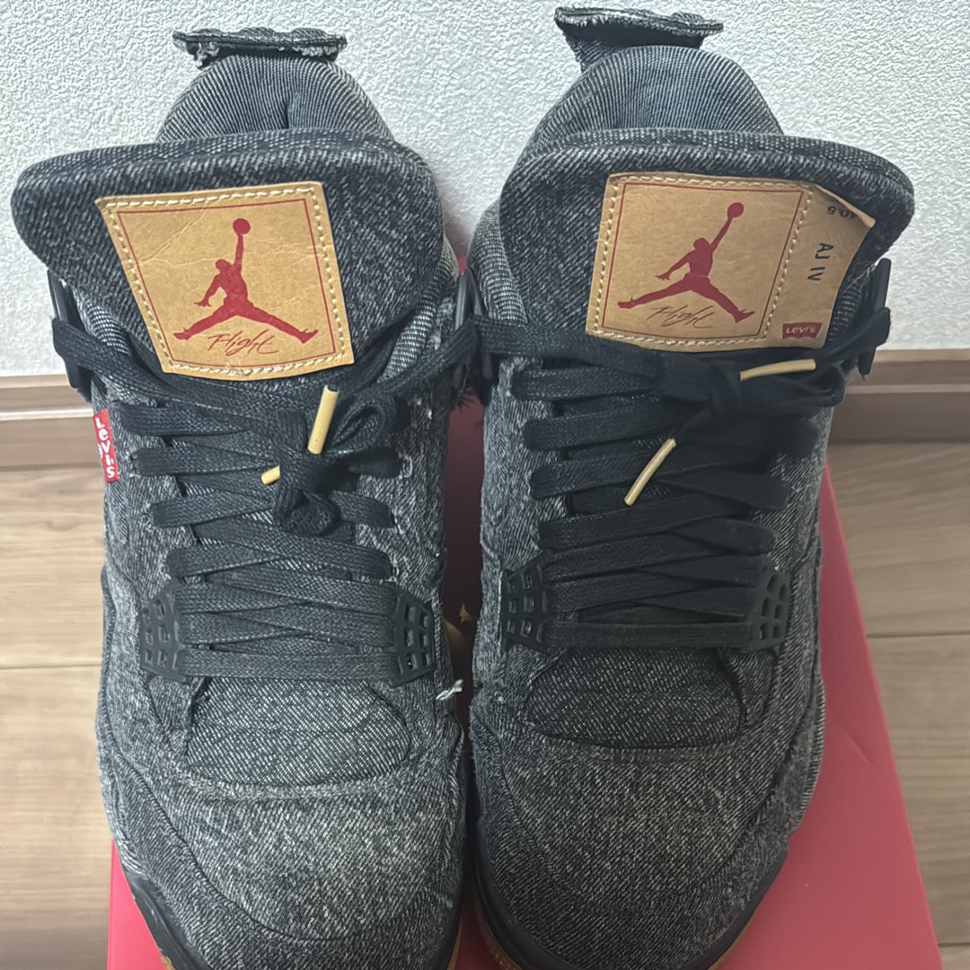 Nike × Levi's Air Jordan 4 "Black Denim" (LEVIS Tab)