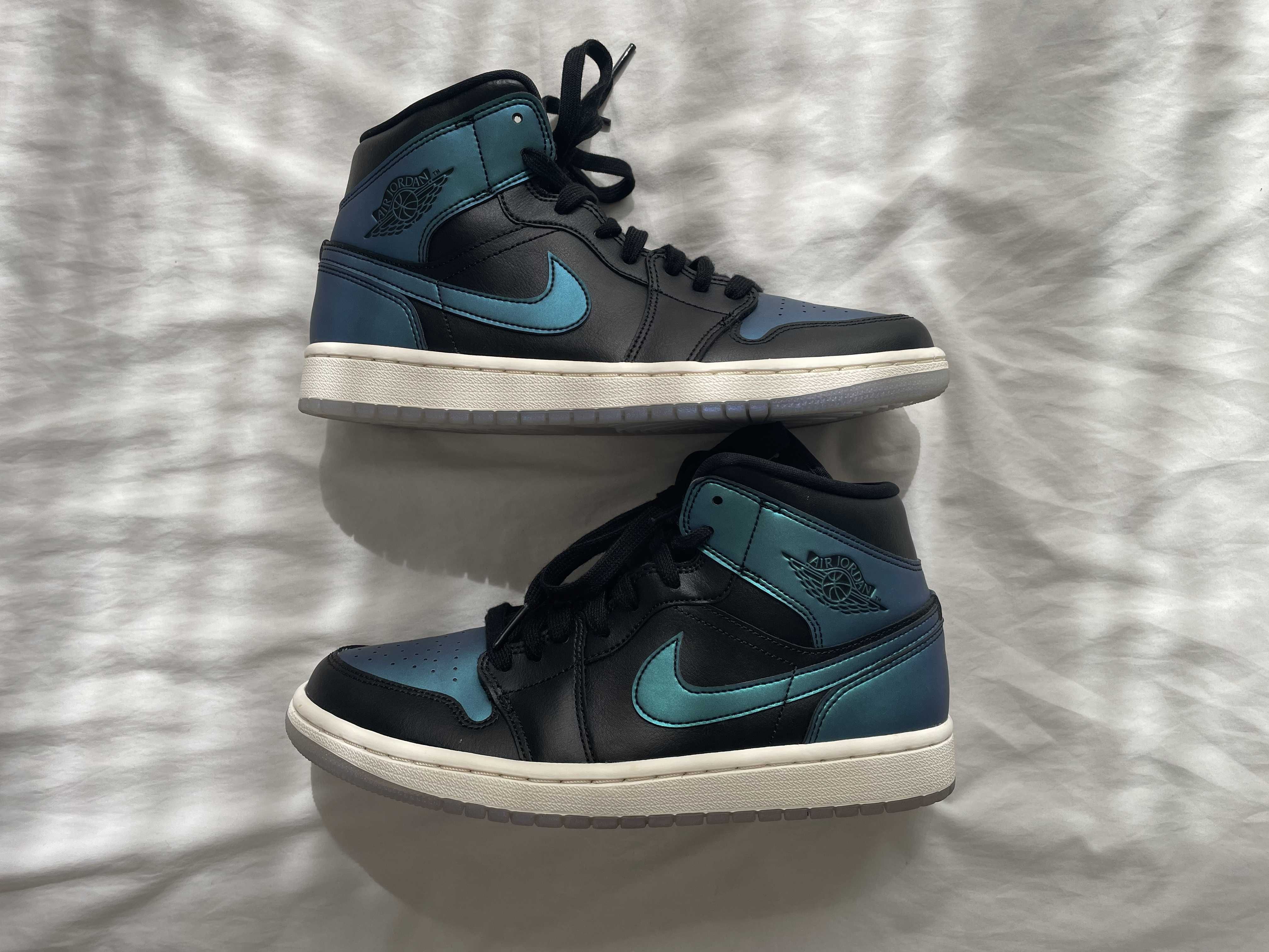 Nike Women's Air Jordan 1 Mid "Iridescent"