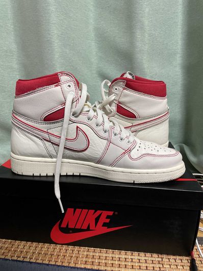 Nike Air Jordan 1 Retro High OG "Sail/University Red"