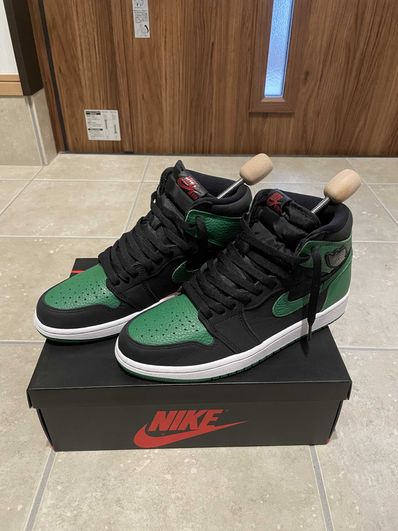 Nike Air Jordan 1 Retro High OG "Black/Pine Green" (2020)