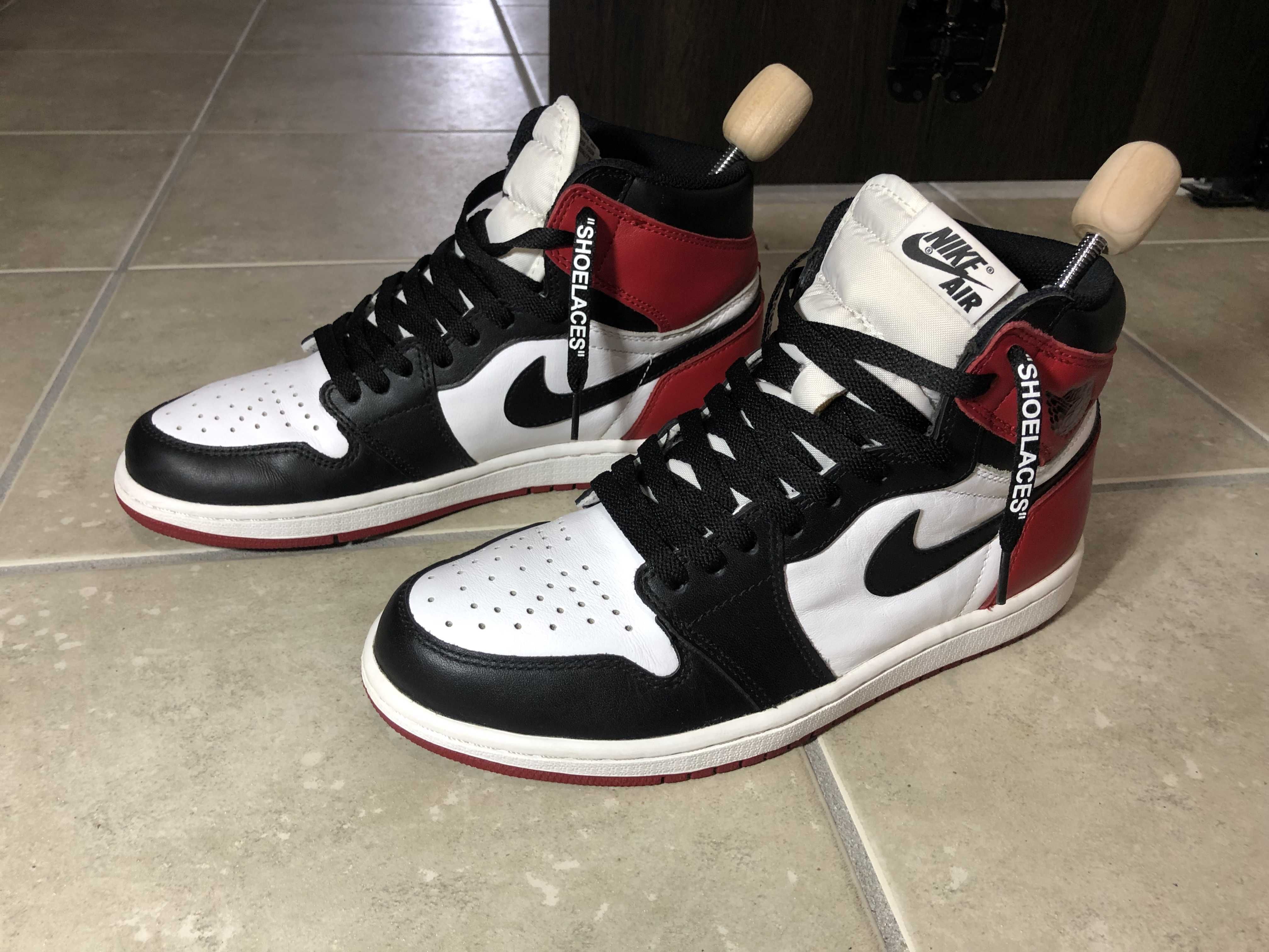 Nike Air Jordan 1 Retro High OG "Black Toe"(2016)