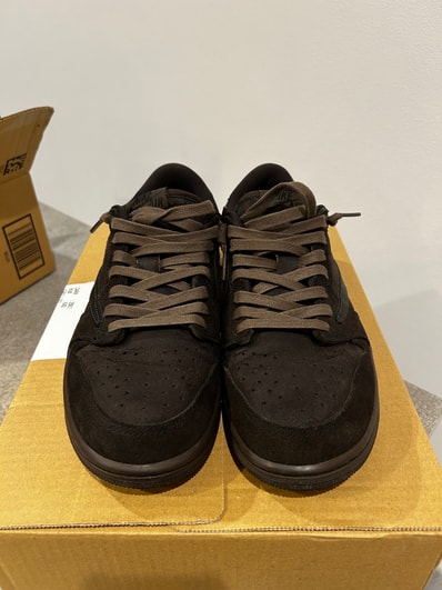 Travis Scott × Nike Air Jordan 1 Low OG SP "Velvet Brown and Dark Mocha"