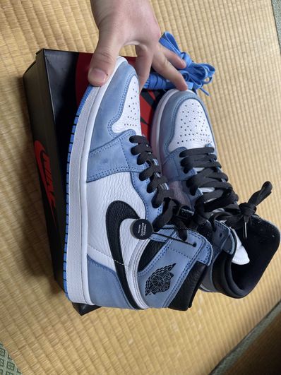 Nike Air Jordan 1 High OG "University Blue"