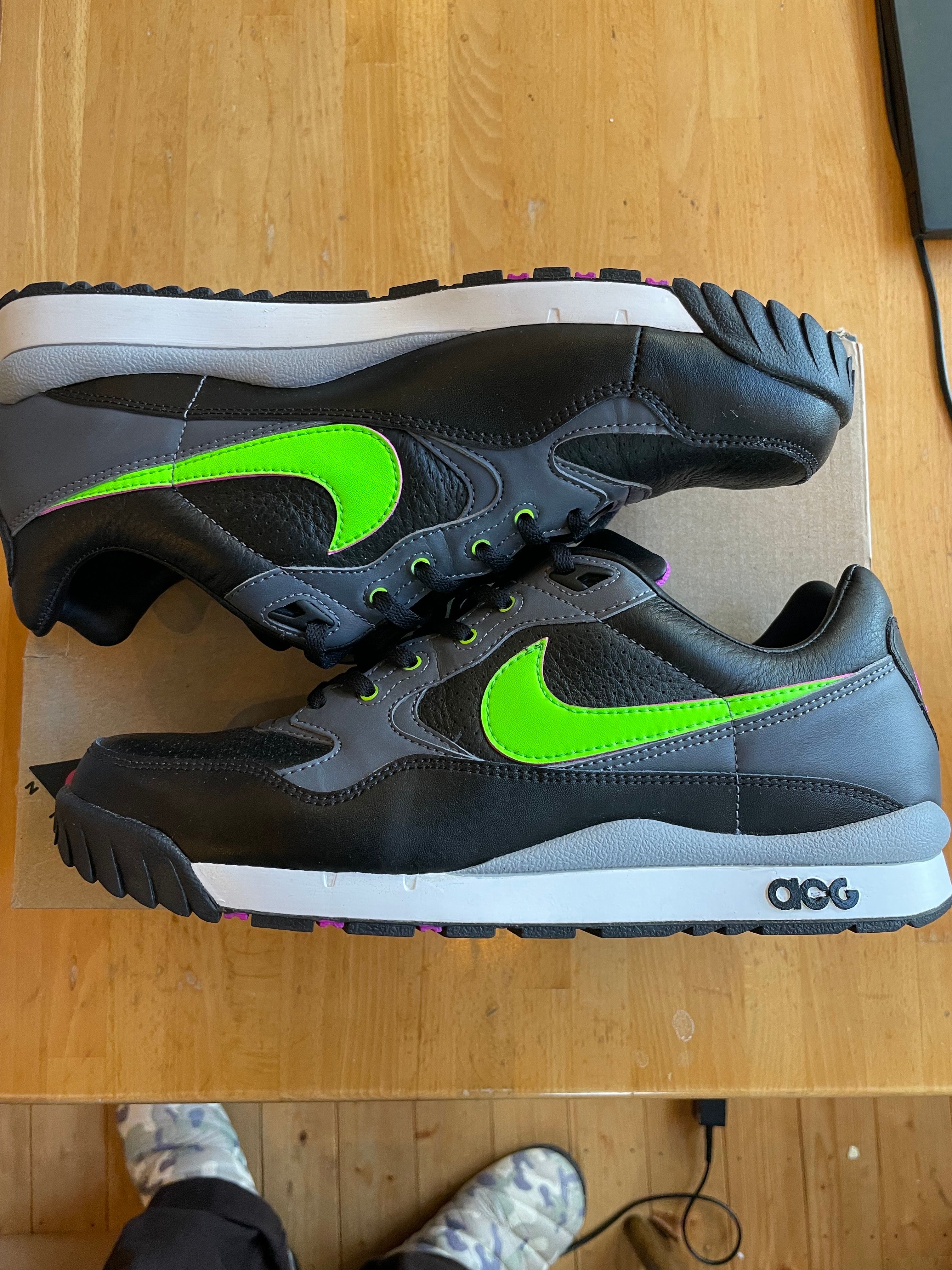 Nike Air Wildwood ACG "Electric Green Black Hyper Violet"