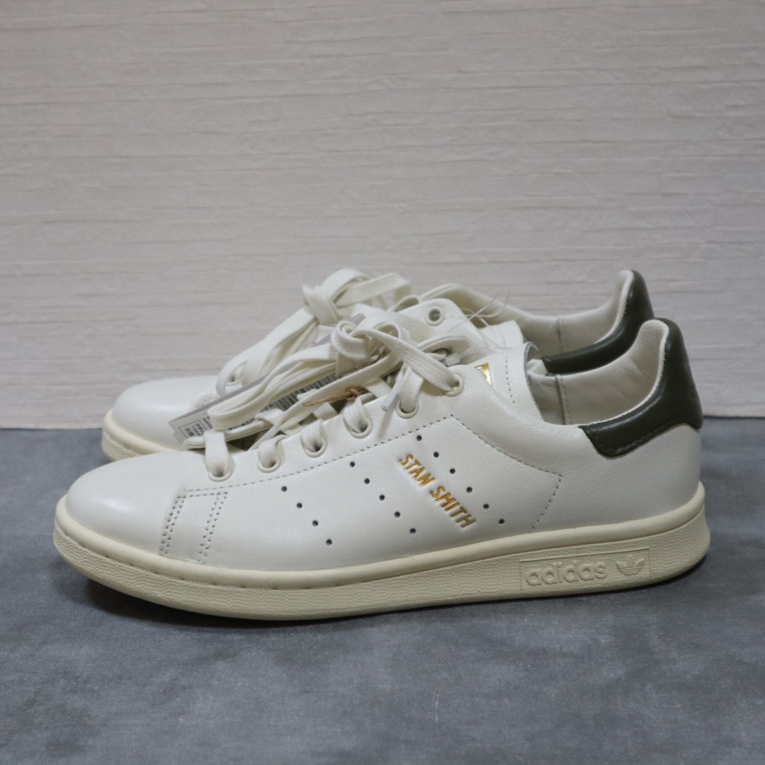 adidas Stan Smith LUX "Off White/Cream White/Olive Straighter" (Beauty&Youth Exclusive)