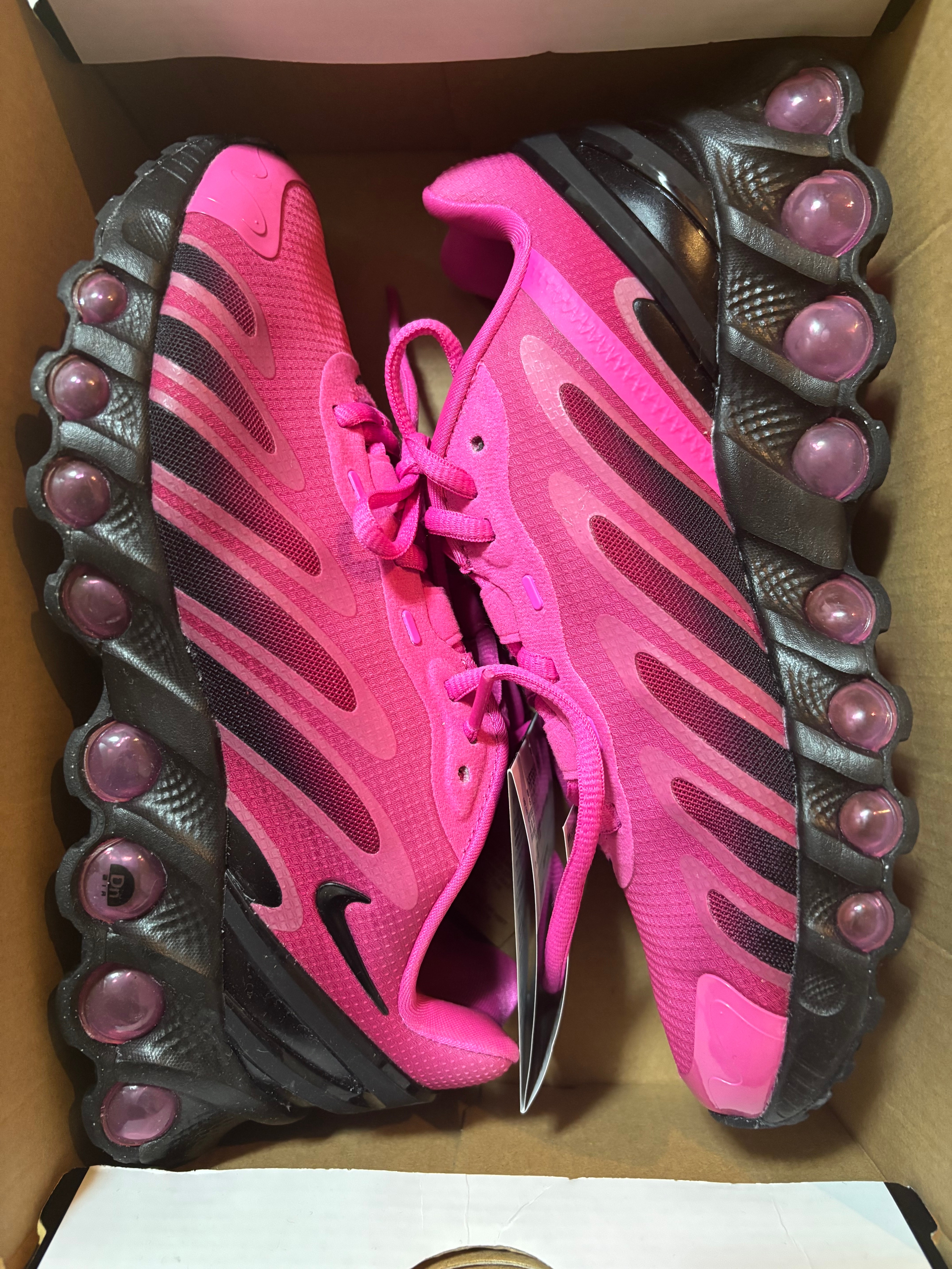 Nike Women's Air Max DN8 "Laser Fuchsia/Sport Fuchsia/Black"