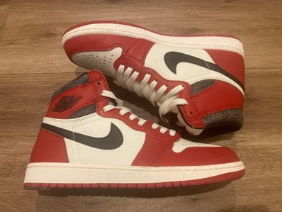 Nike Air Jordan 1 High OG "Lost & Found/Chicago"