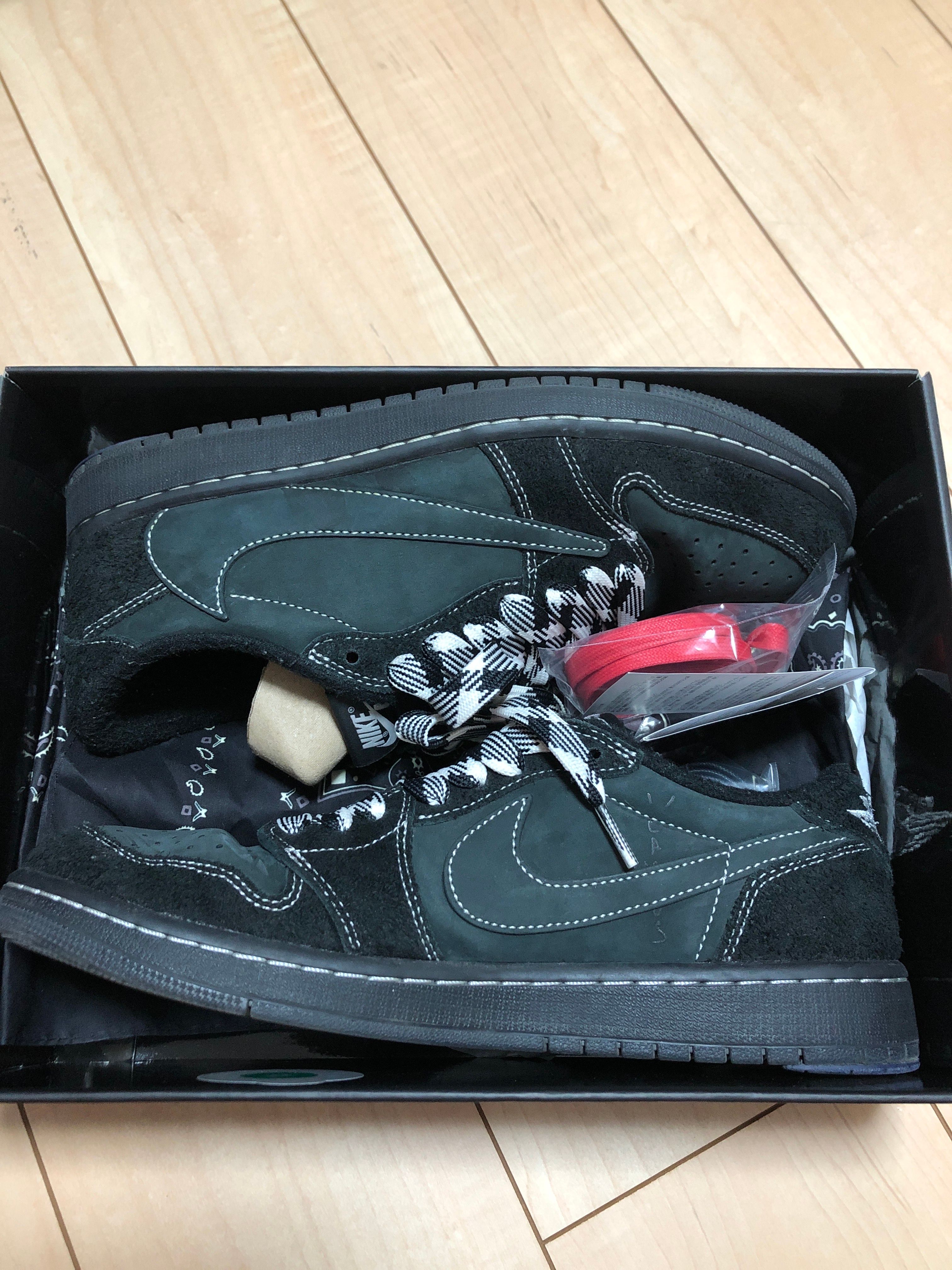Travis Scott × Nike Air Jordan 1 Low OG SP "Black Phantom"