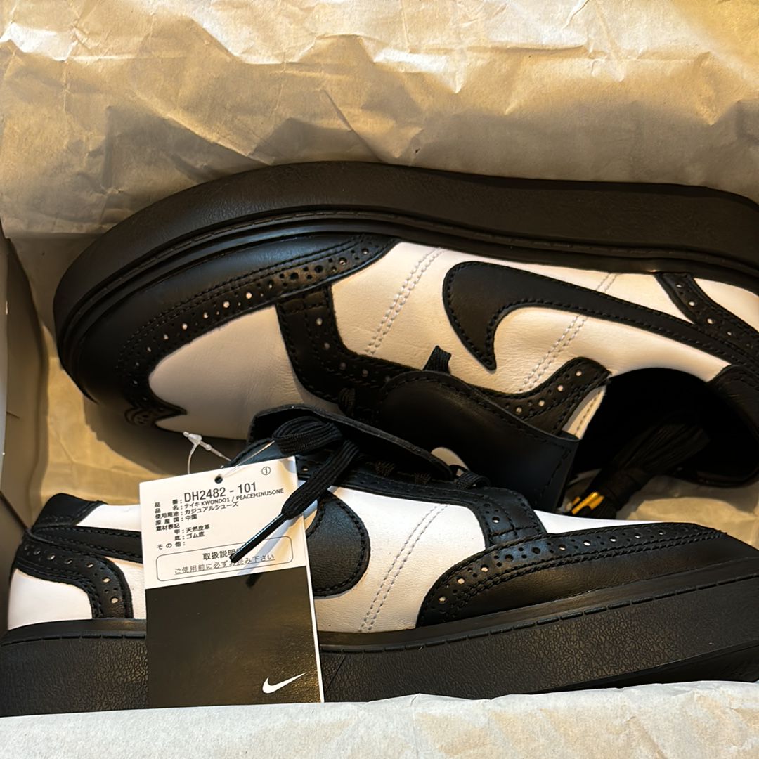 PEACEMINUSONE × Nike Kwondo 1 "Black and White" / G-DRAGON