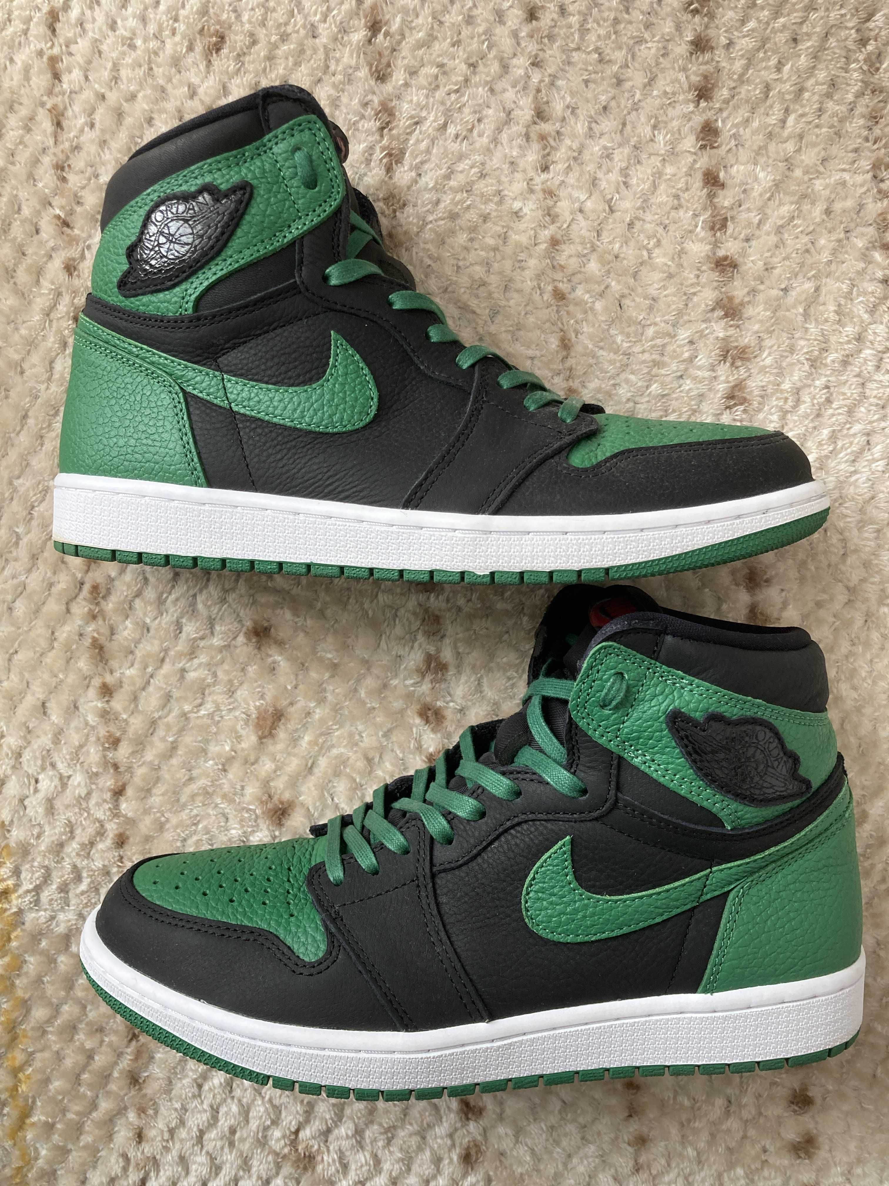 Nike Air Jordan 1 Retro High OG "Black/Pine Green" (2020)