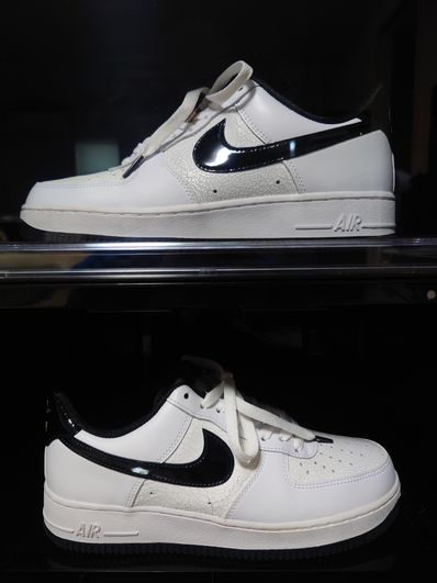 Nike Air Force 1 Low '07 LV8 "World Champ/White and Black"