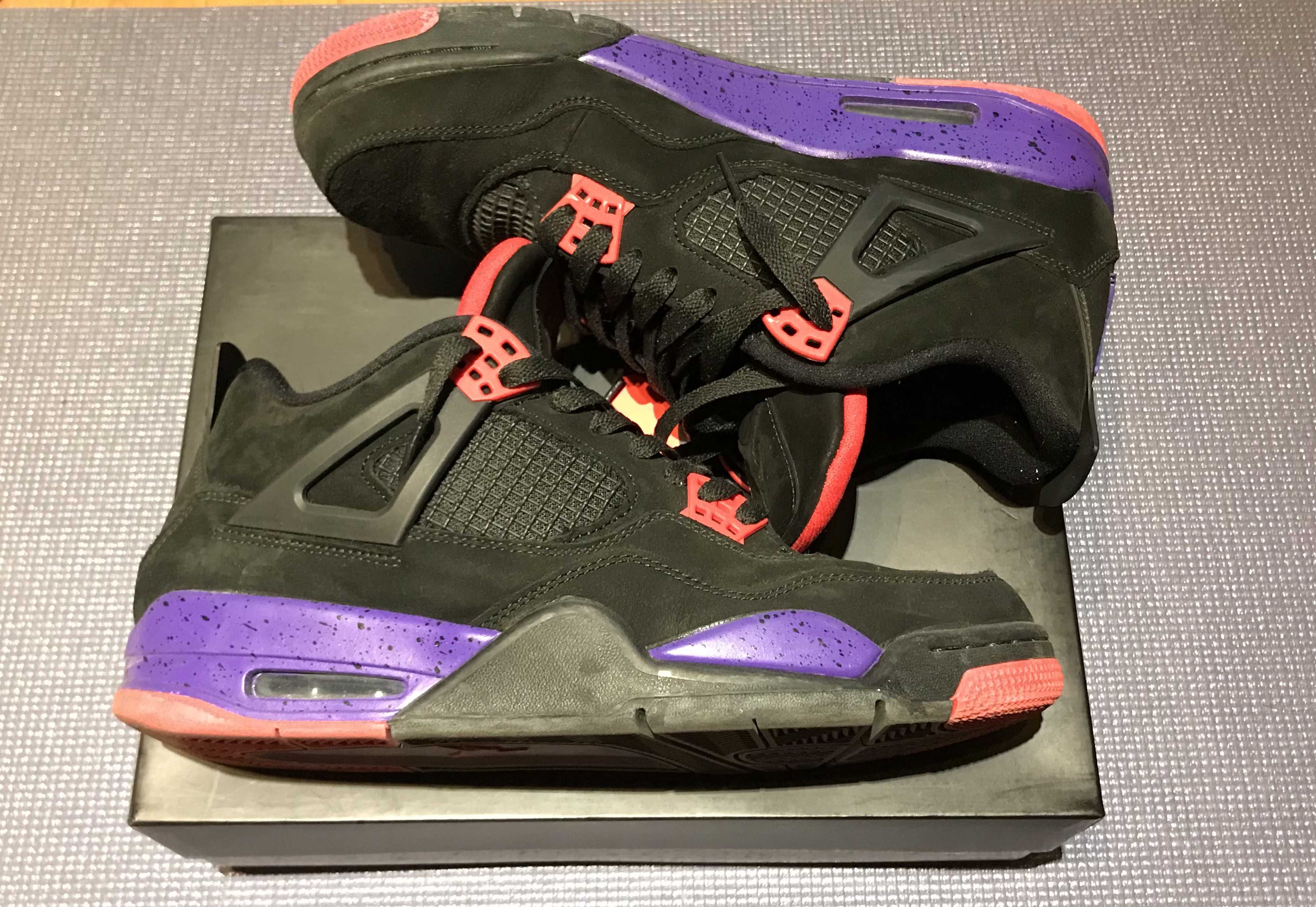 NIKE AIR JORDAN 4 RETRO "RAPTORS"