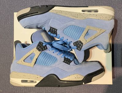 Nike Air Jordan 4 "University Blue"