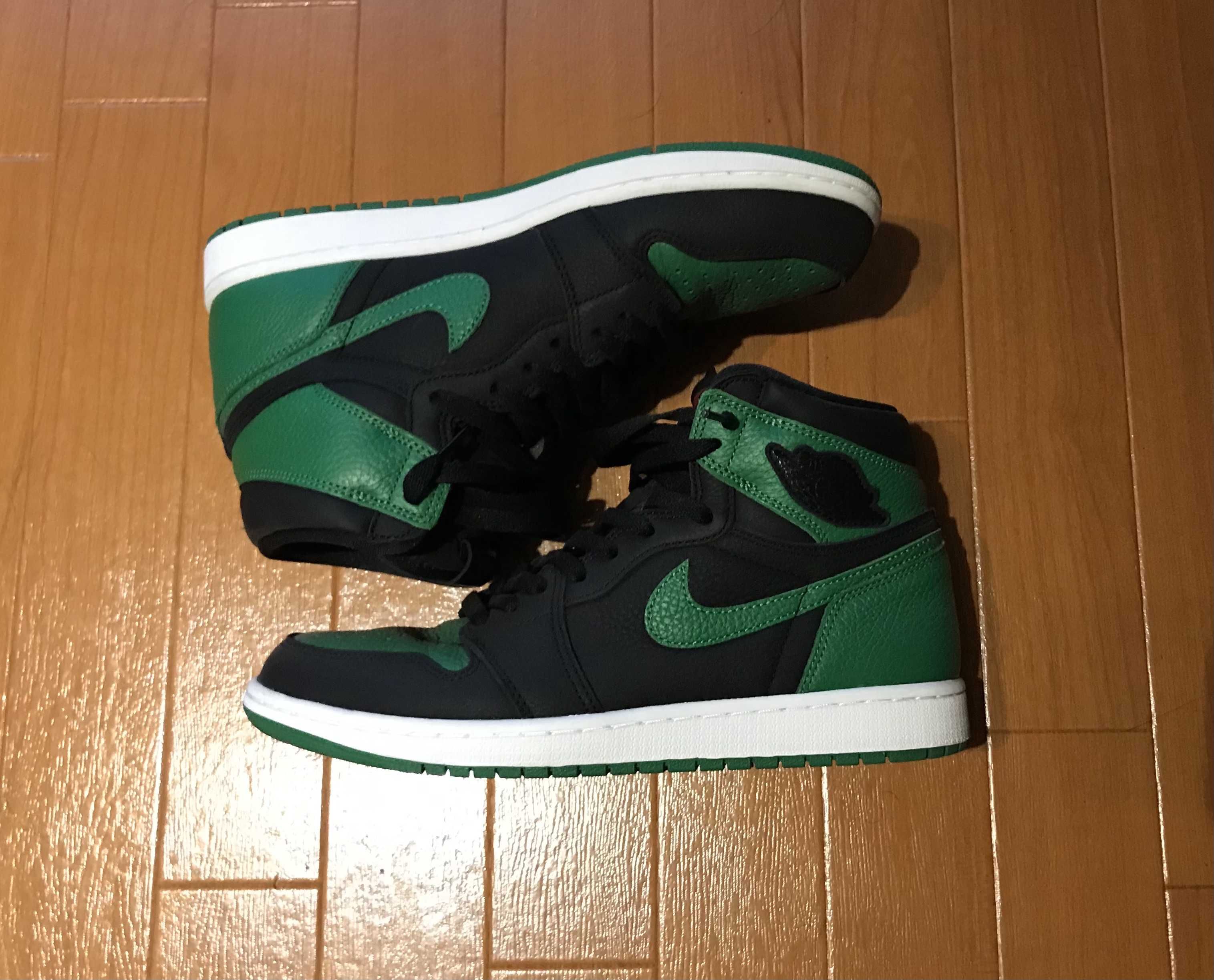 Nike Air Jordan 1 Retro High OG "Black/Pine Green" (2020)      