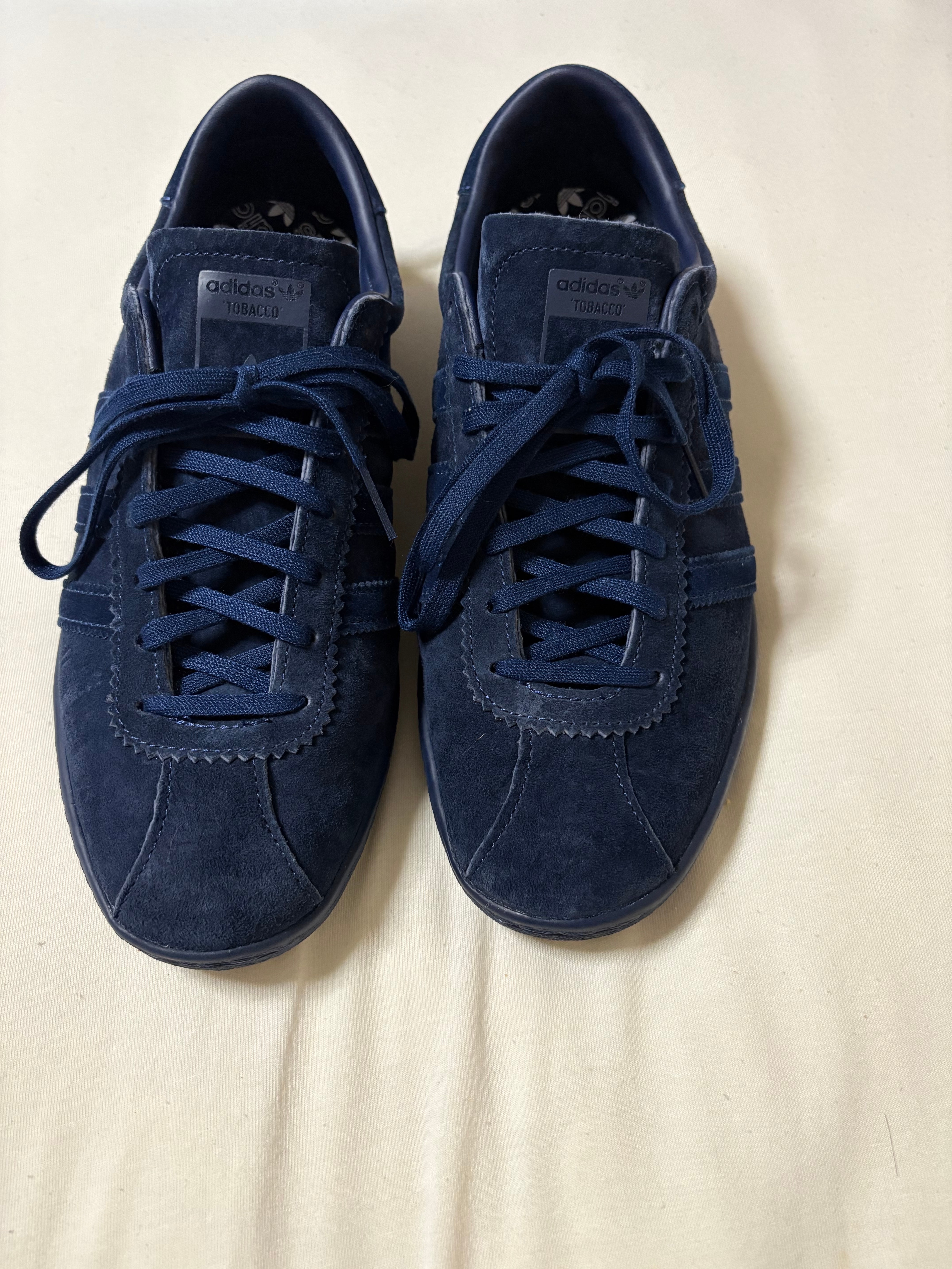 アディダス タバコ "ナイトインディゴ"