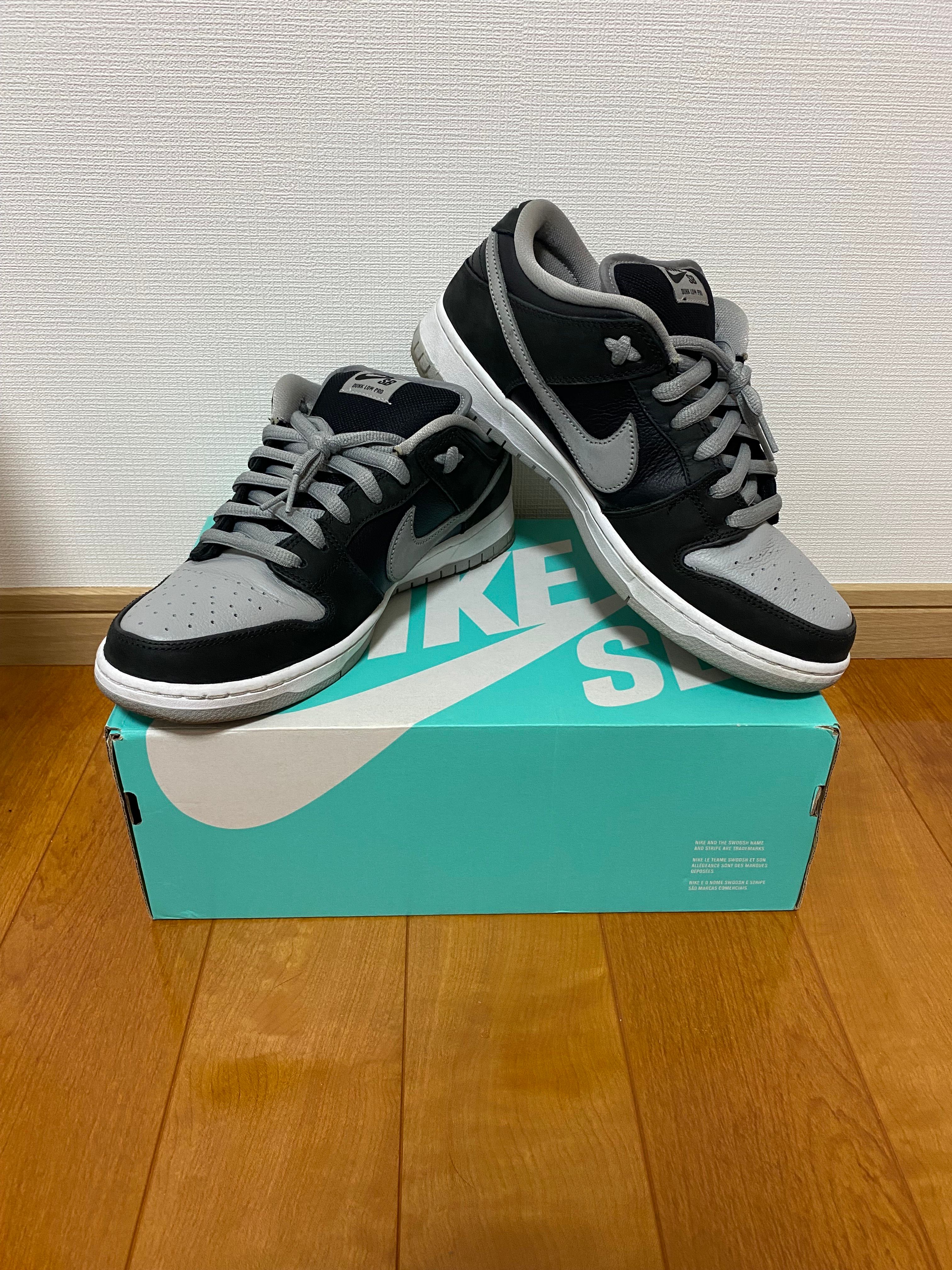 Nike SB Dunk Low "Shadow"